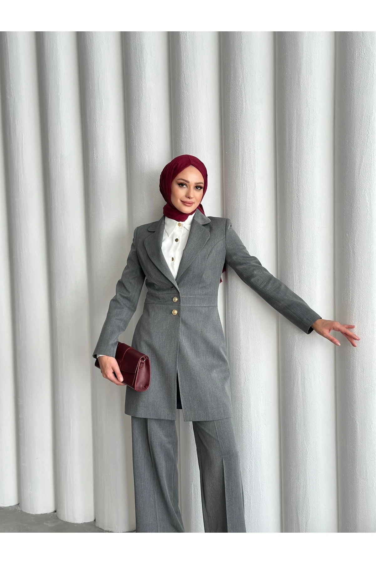 Klasik modern uzun ikili takım