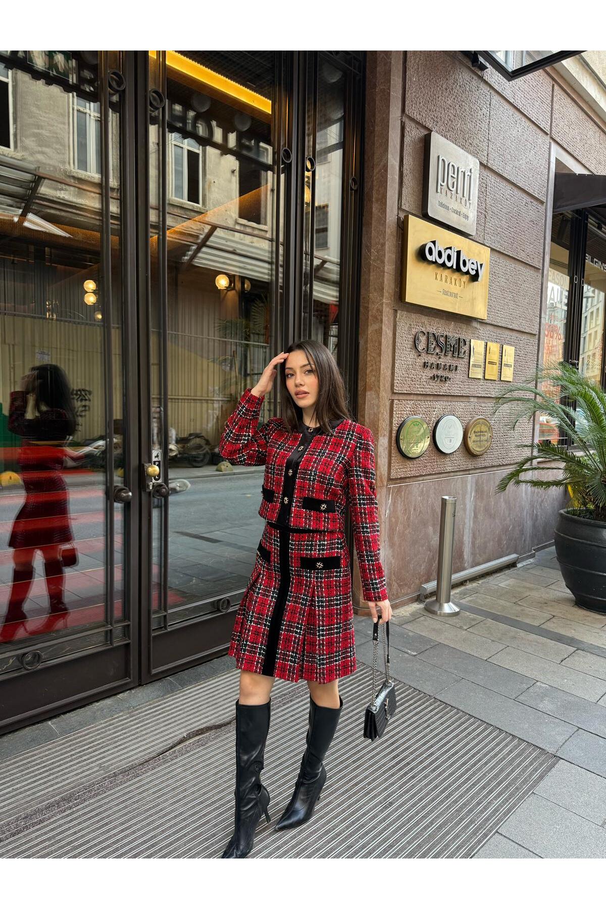 Şık Şanel Kadife etekli İkili Takım