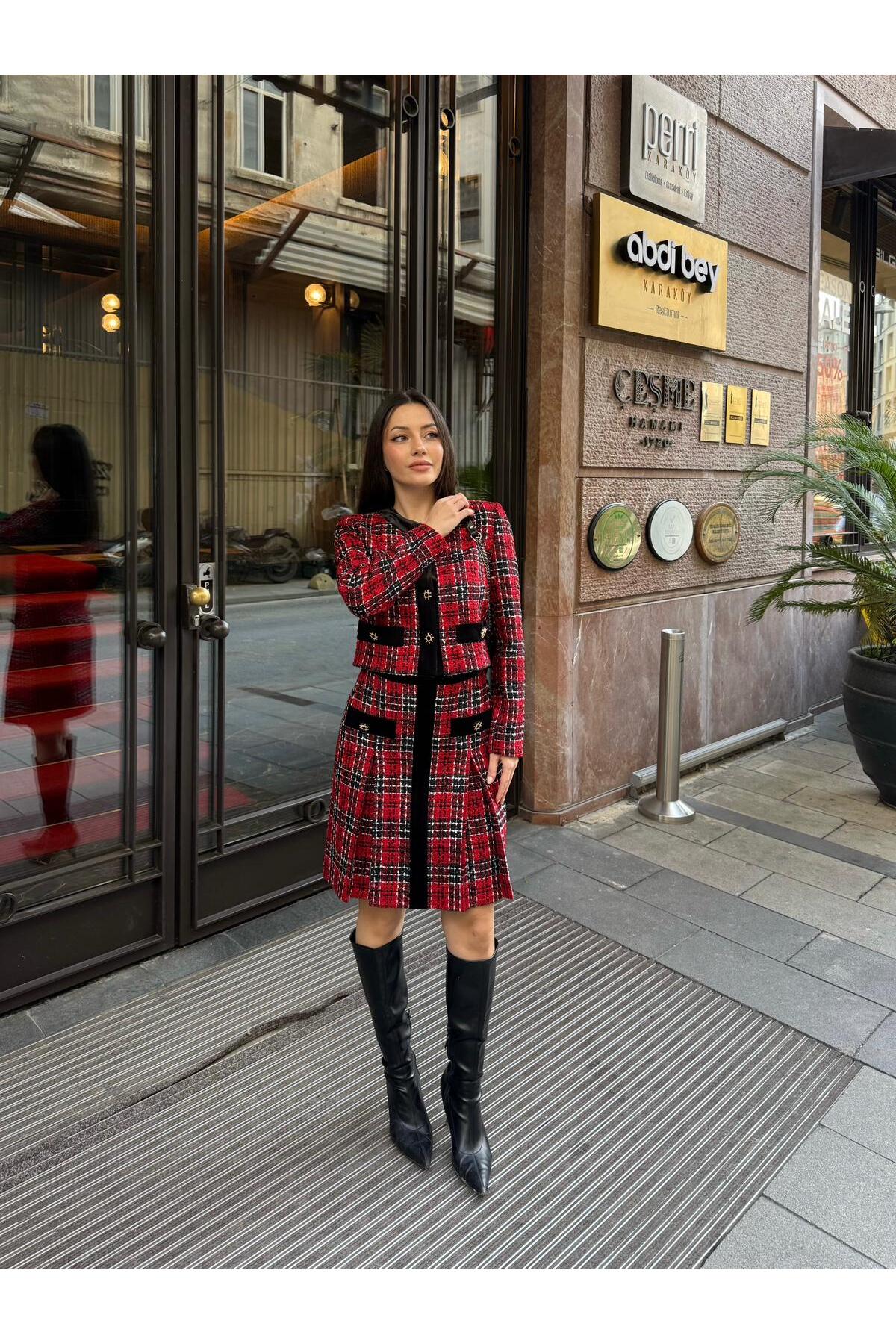 Şık Şanel Kadife etekli İkili Takım