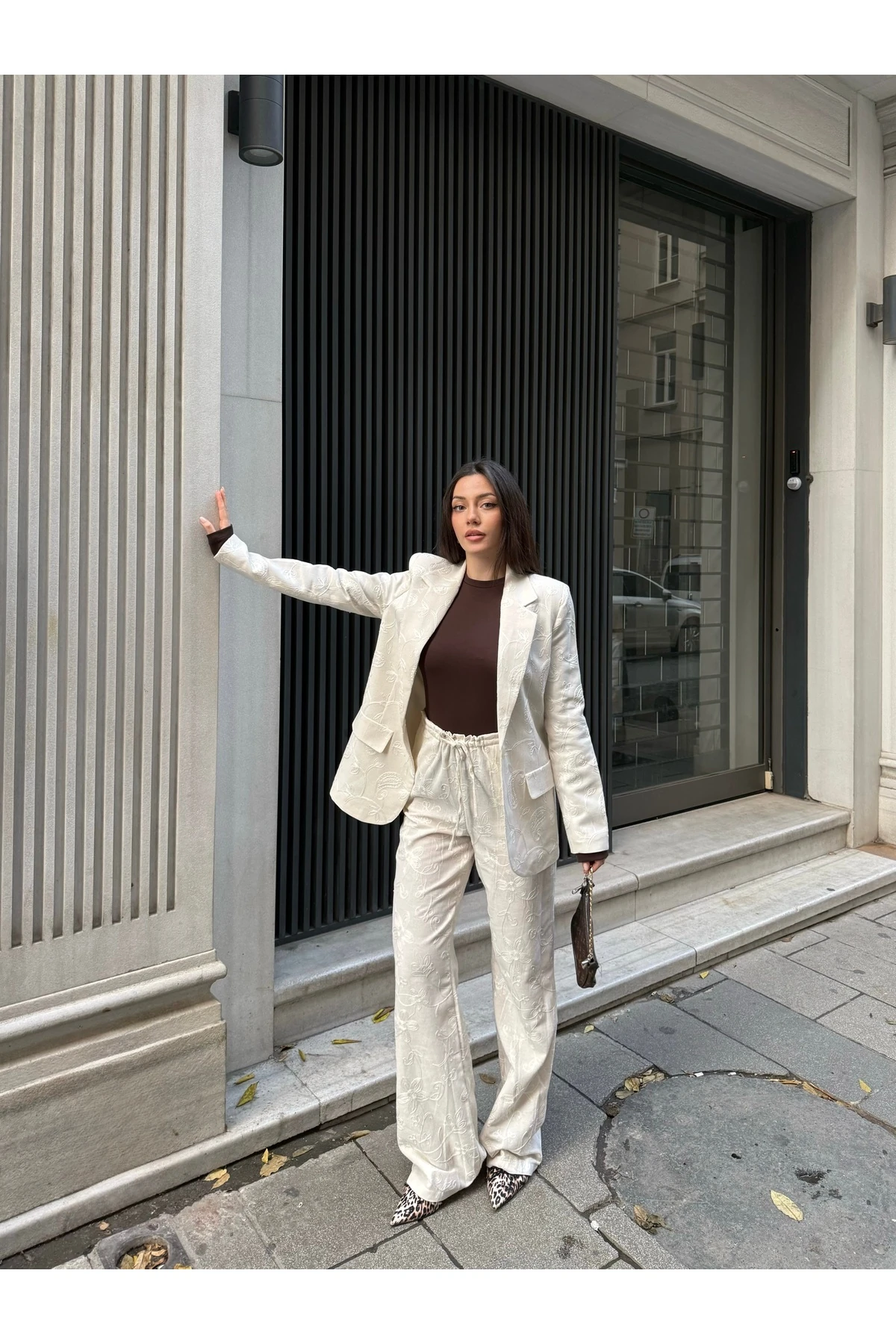 Kadın Nakışlı Keten Takım Elbise