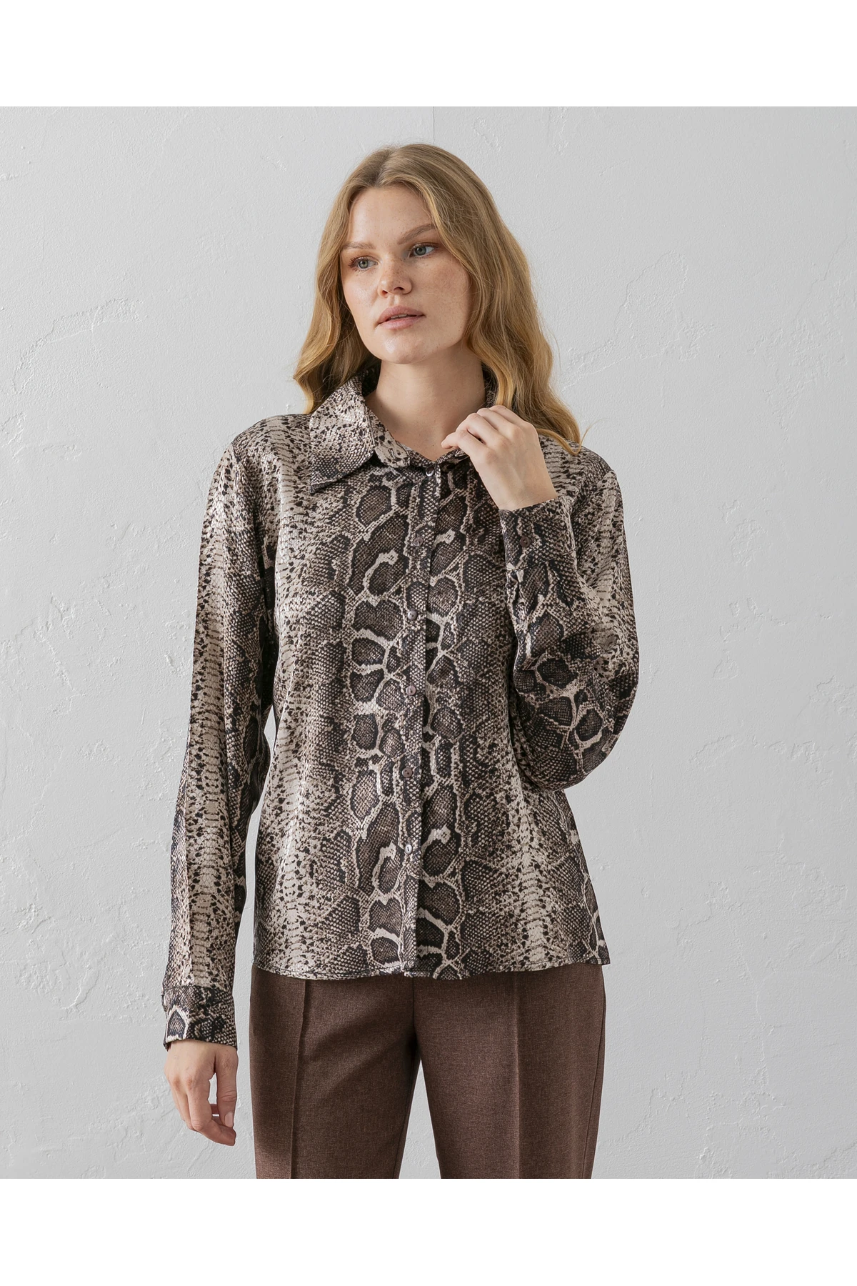 Desenli Kahverengi Gömlek