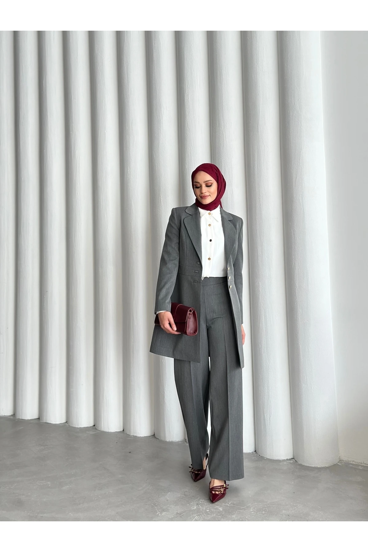 Klasik modern uzun ikili takım