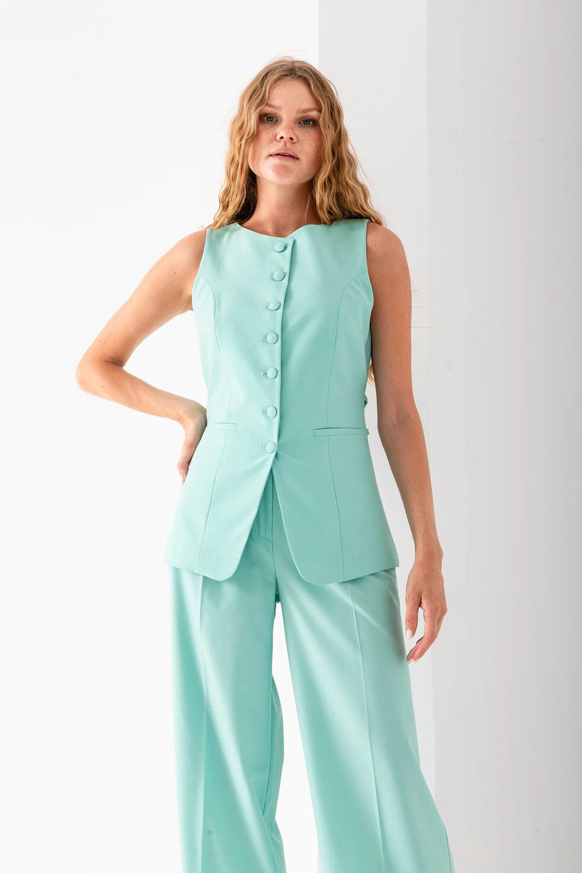 Sırt Bağlama Detaylı Yelek İkili Takım