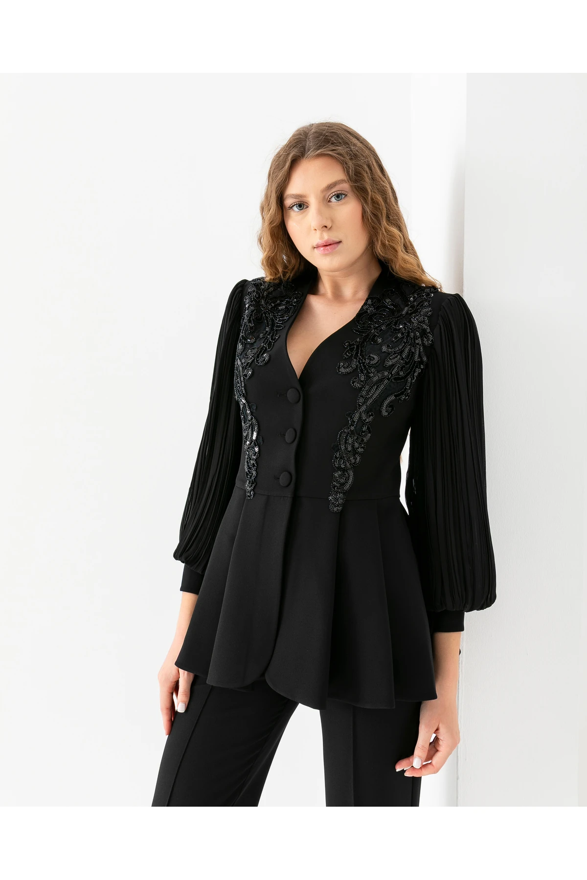 Dantel İşlemeli Volanlı Ceket İkili Takım Elbise