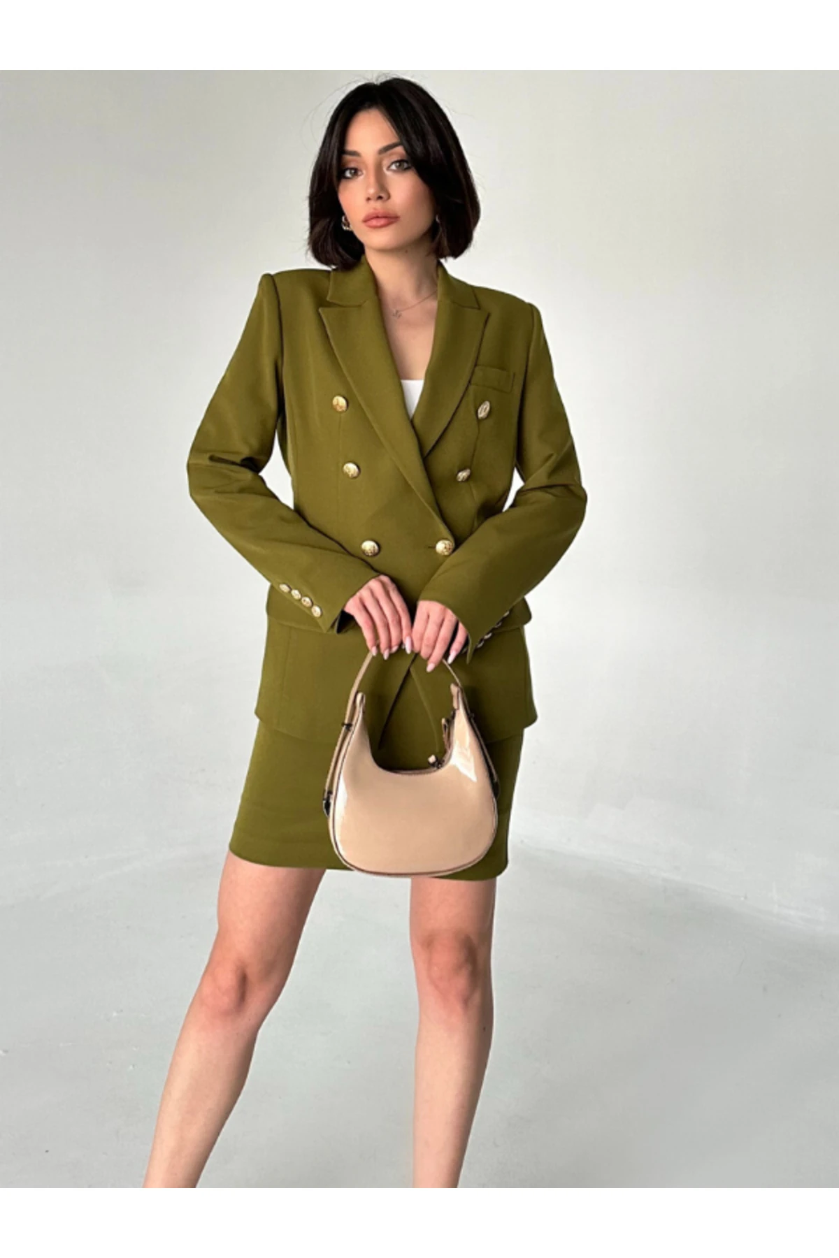 METAL DÜĞMELİ BLAZER İKİLİ ETEK TAKIM
