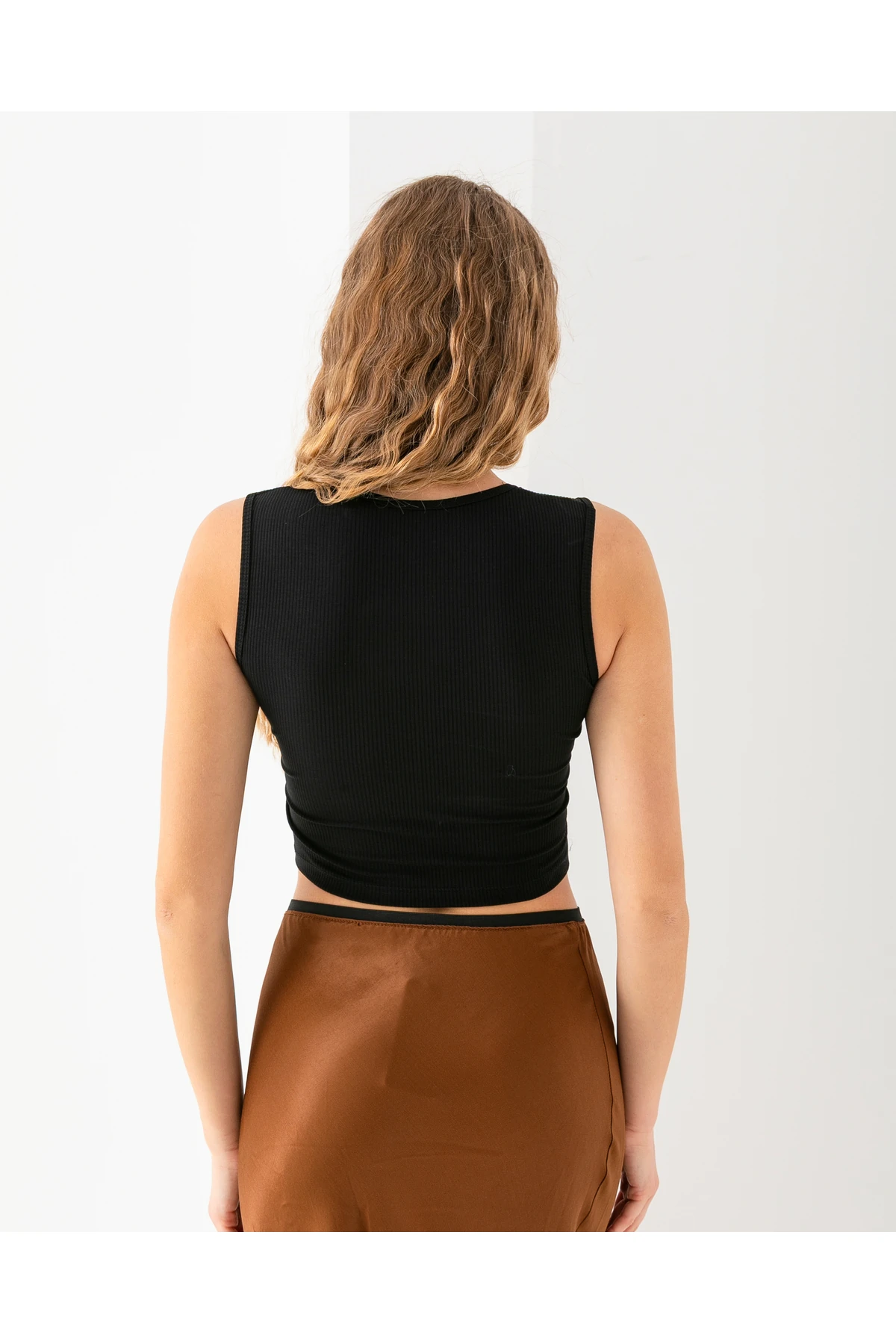 Kare Yaka Pedli Crop Bra Top