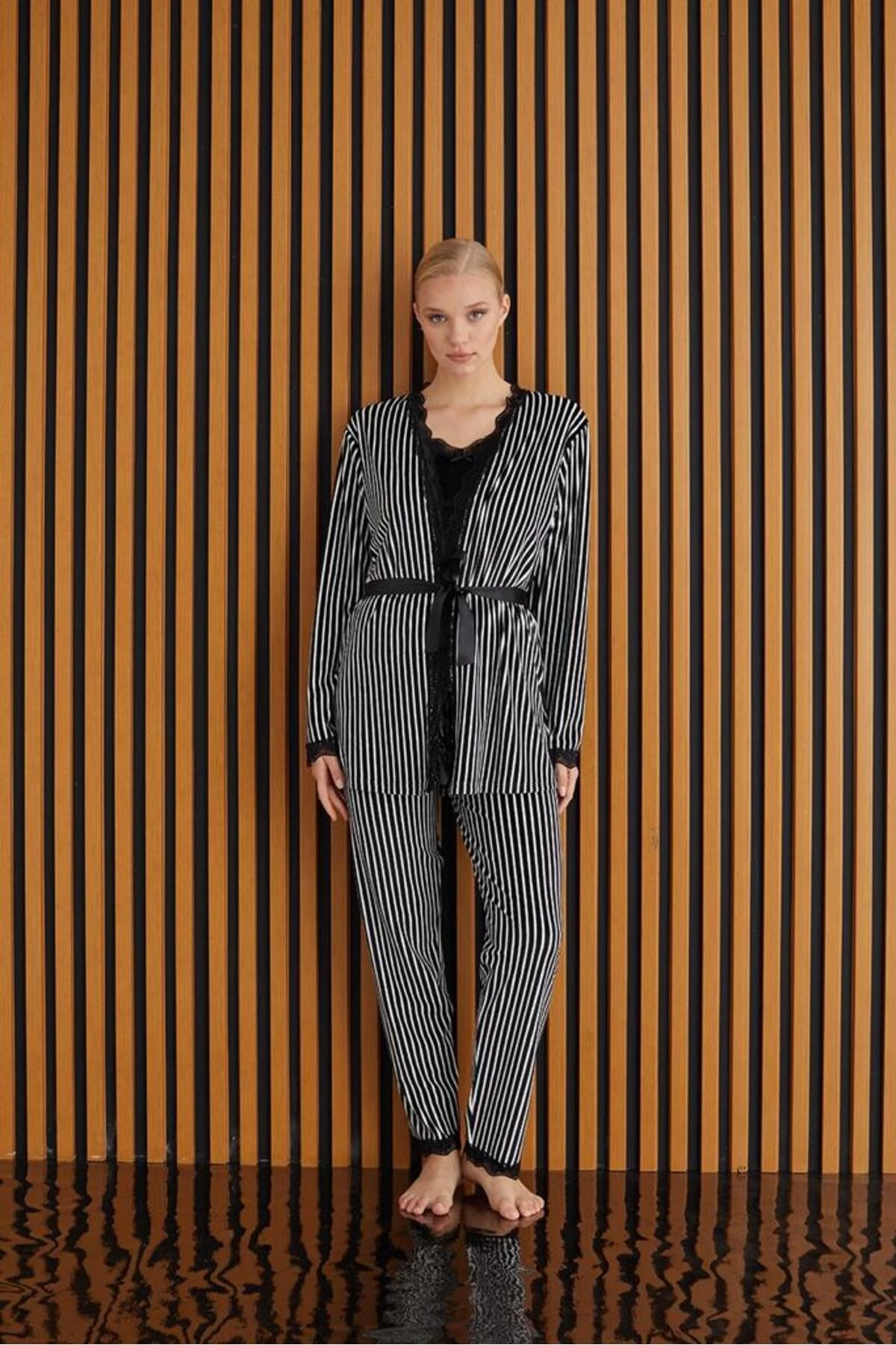 VUNTAL KADIN FRANSIZ KADİFE SABAHLIKLI KIŞLIK PİJAMA TAKIMI