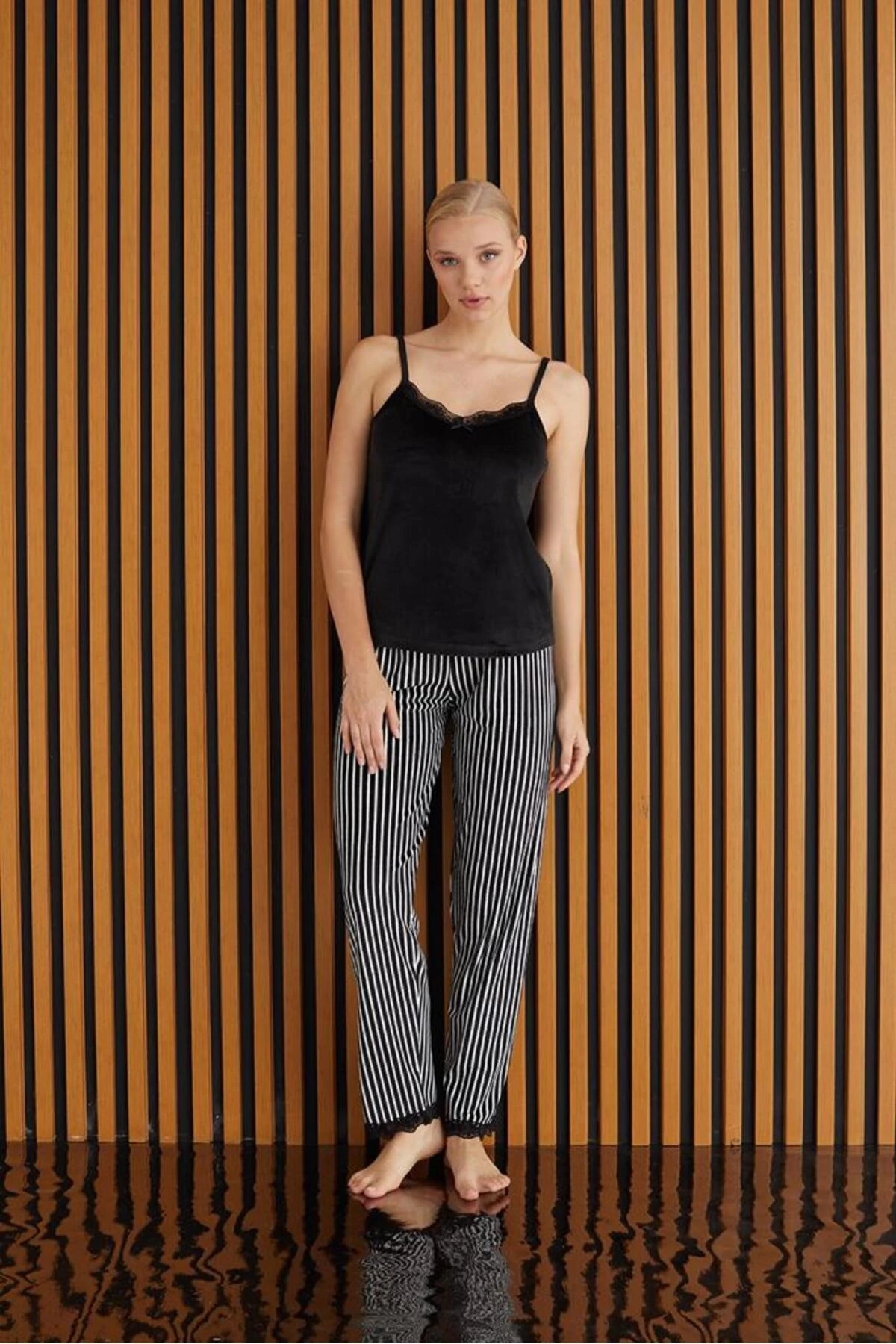 VUNTAL KADIN FRANSIZ KADİFE SABAHLIKLI KIŞLIK PİJAMA TAKIMI