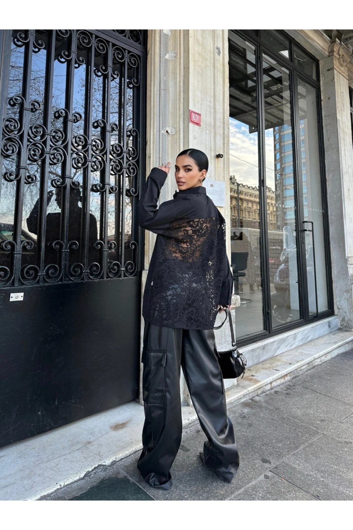 Alexis Sırt Dantel Oversıze Gömlek