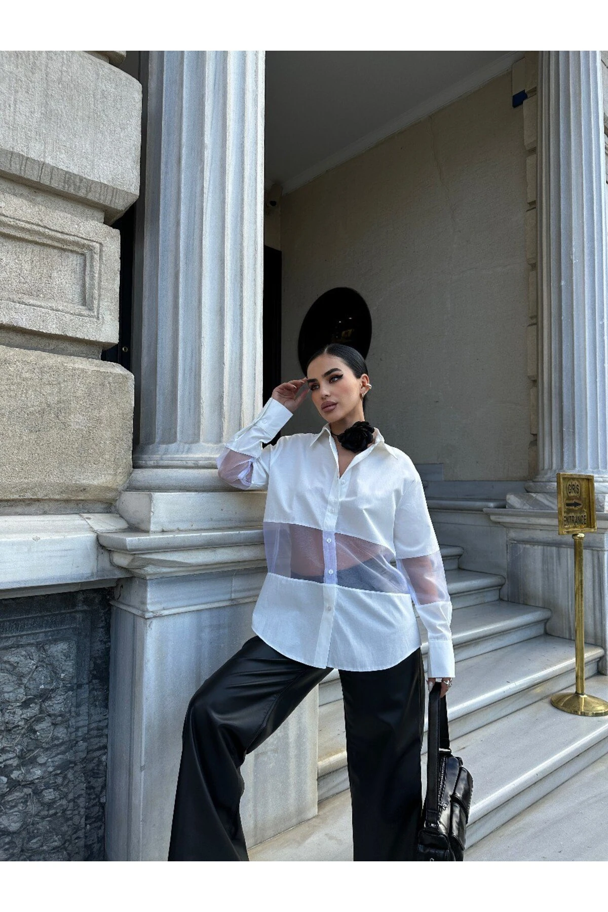 Organze Detaylı Gömlek