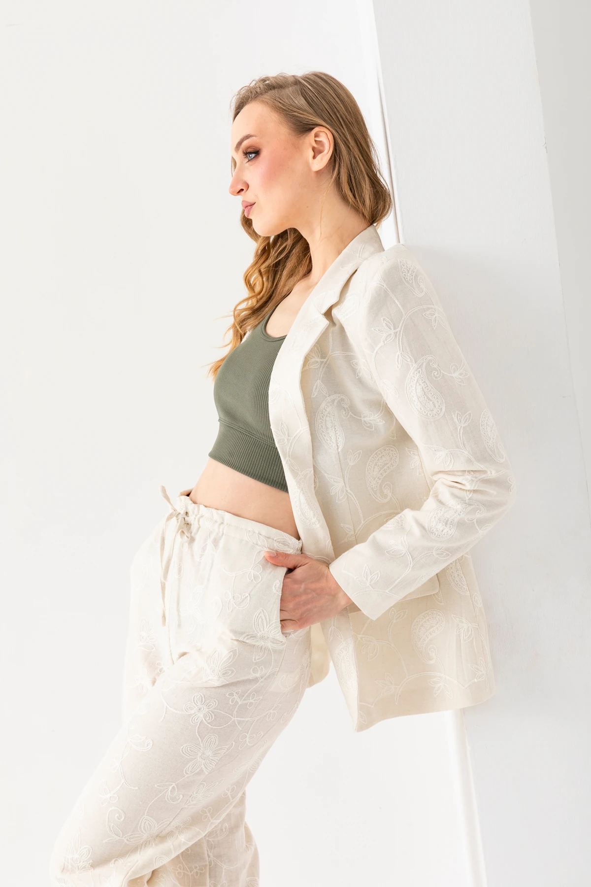 Kadın Keten Nakışlı Ceket