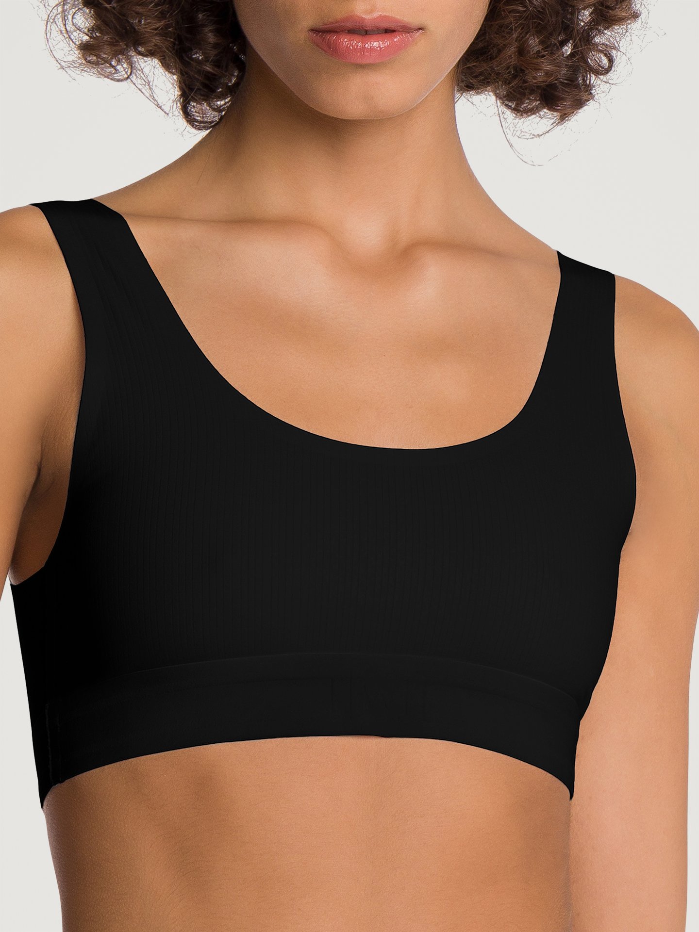 SCOOP NECK BRALETTE