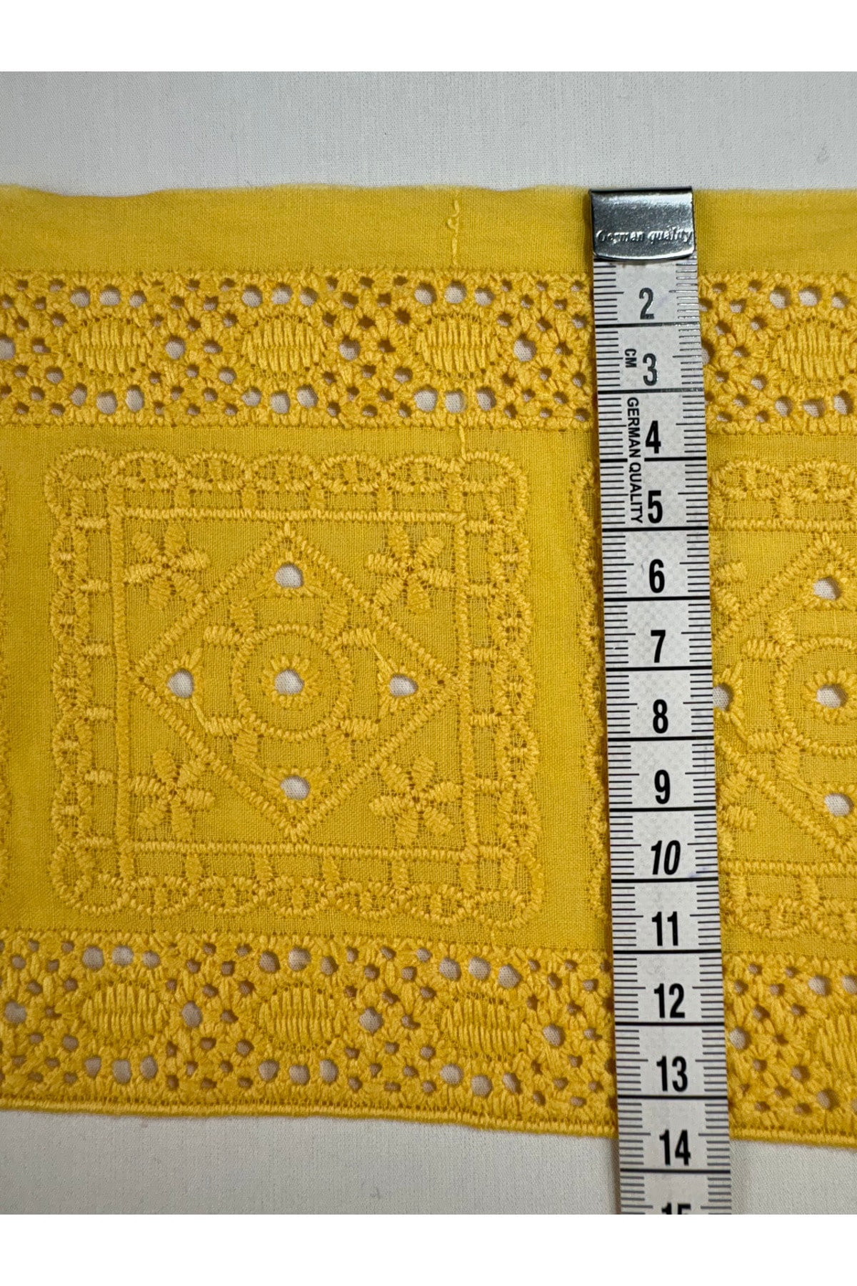 Kare Desenli Güpür 1 metre