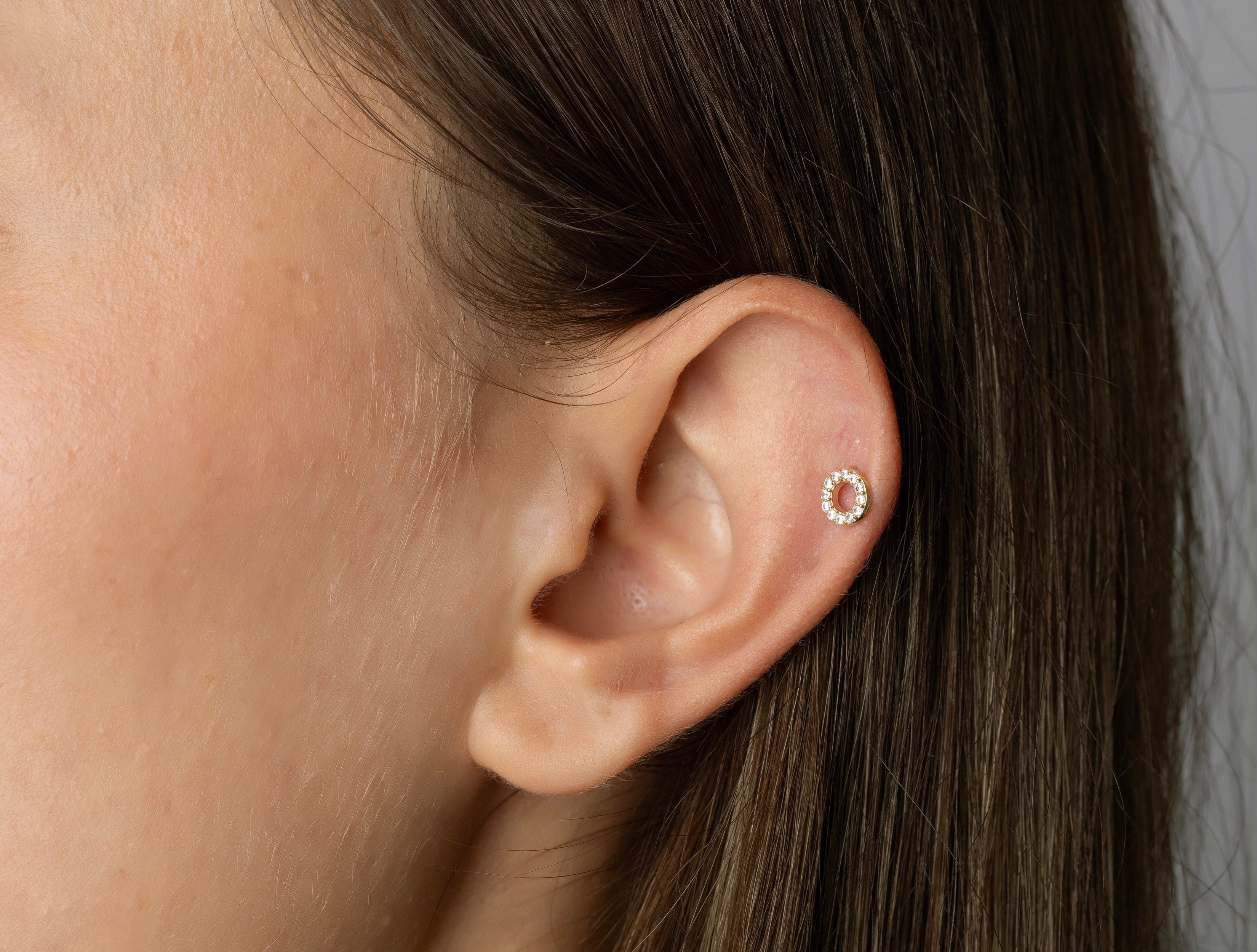 Altın Yuvarlak Tragus Piercing