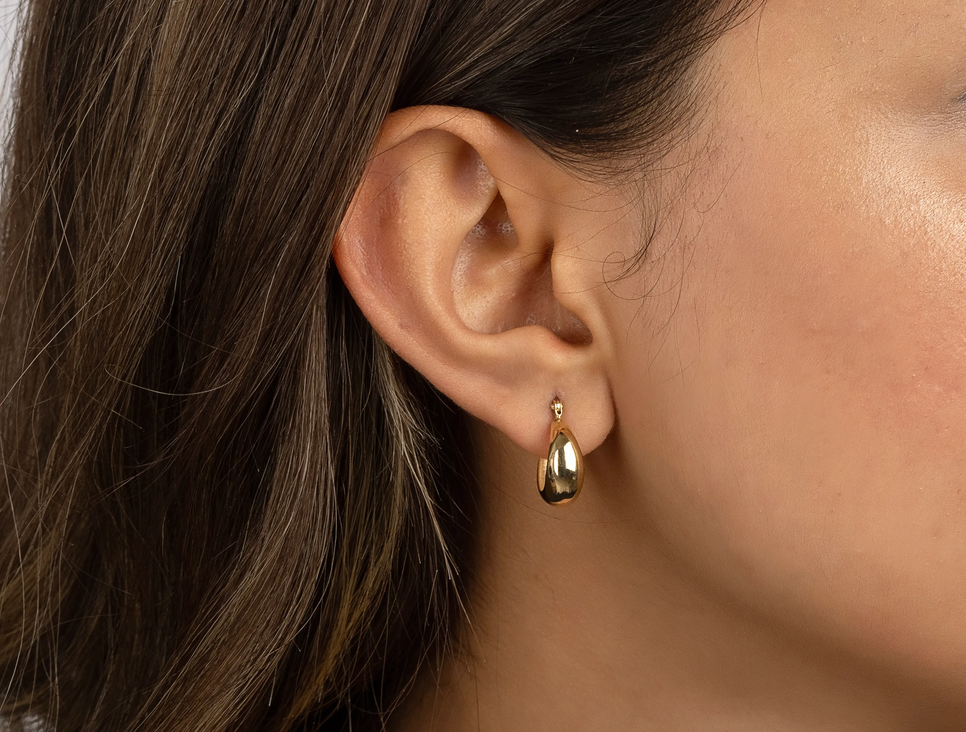 Altın Halka Bombe Küpe