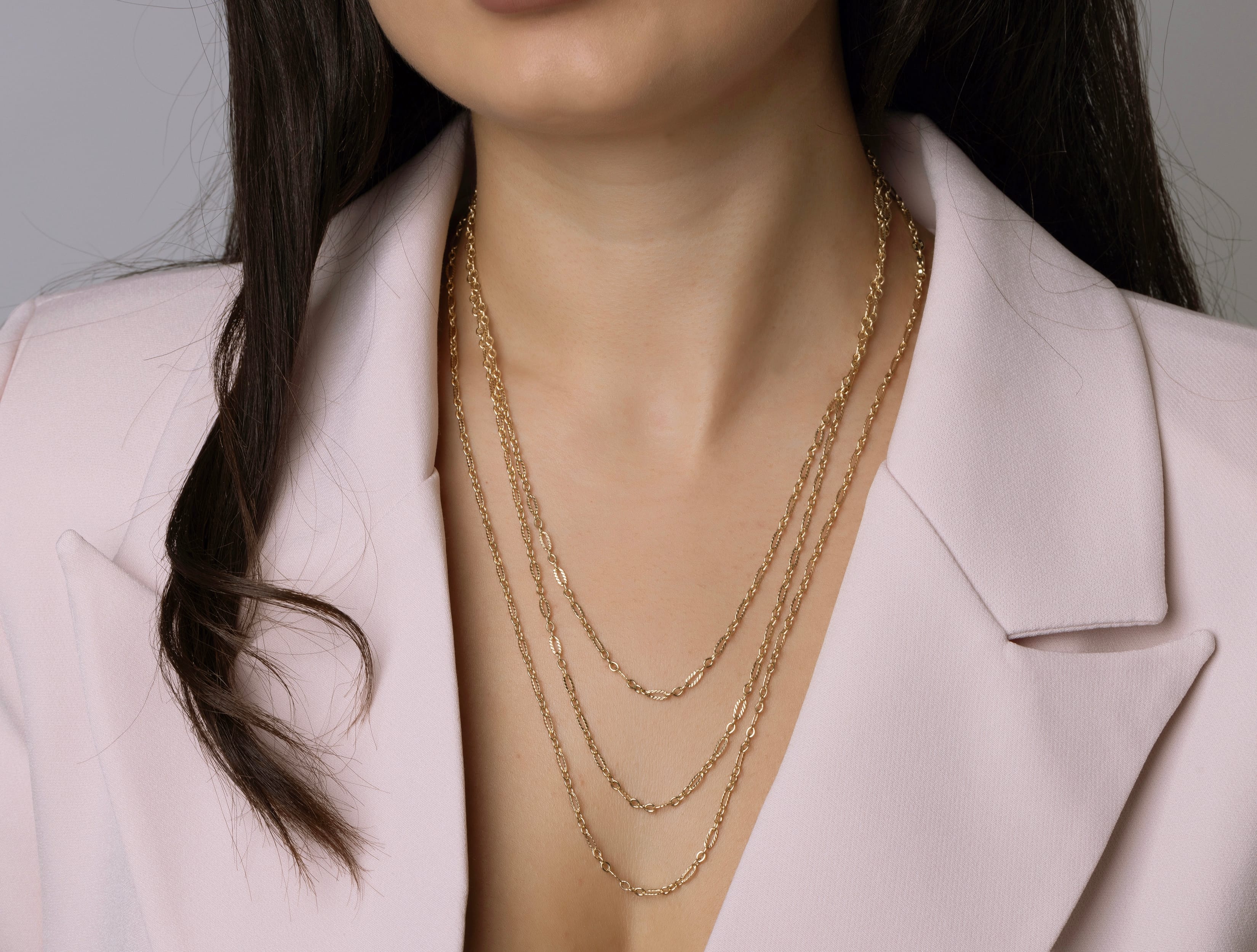 Altın Işıltılı Halka Zincir Kolye