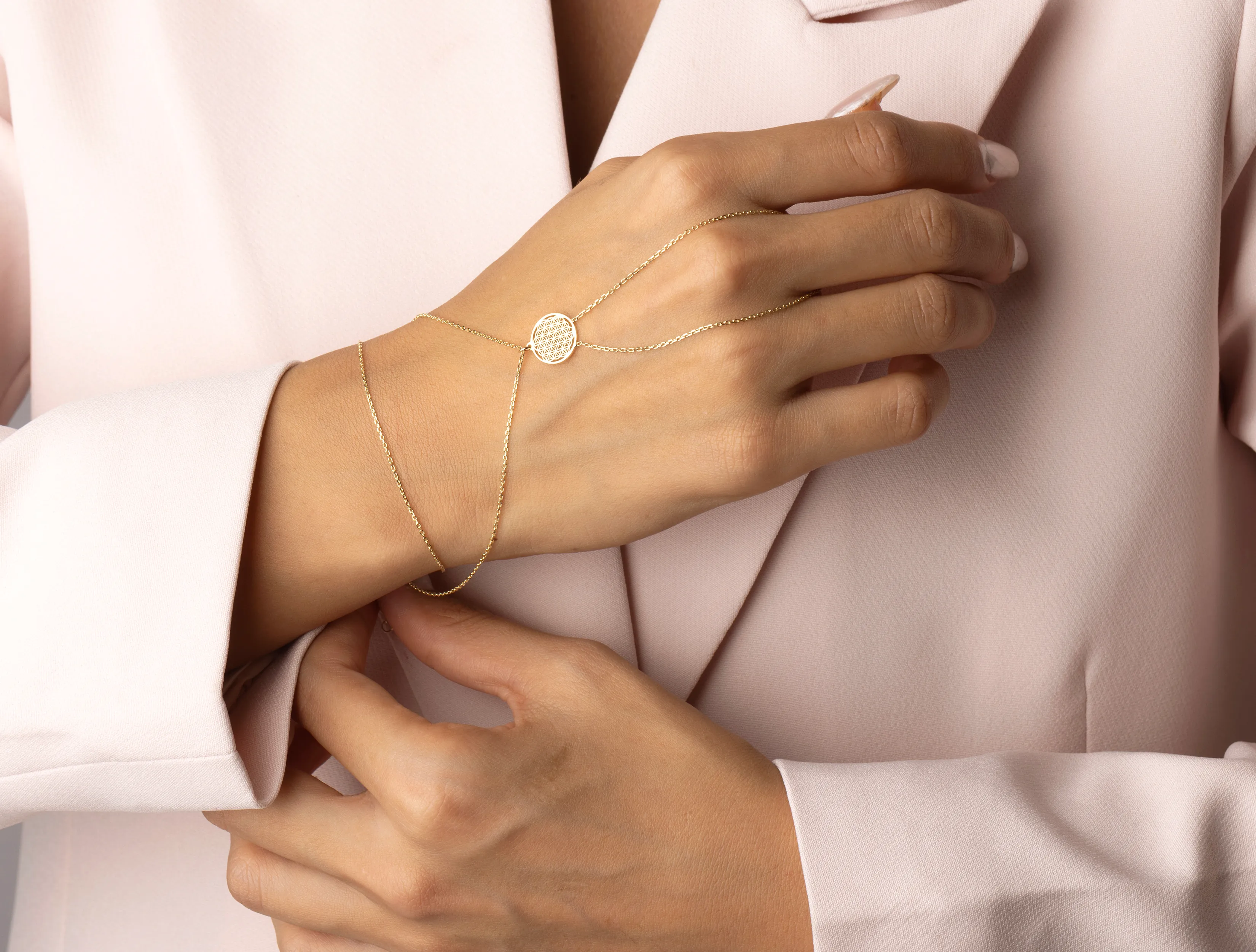 Altın Yaşam Çiçeği Şahmeran Bileklik