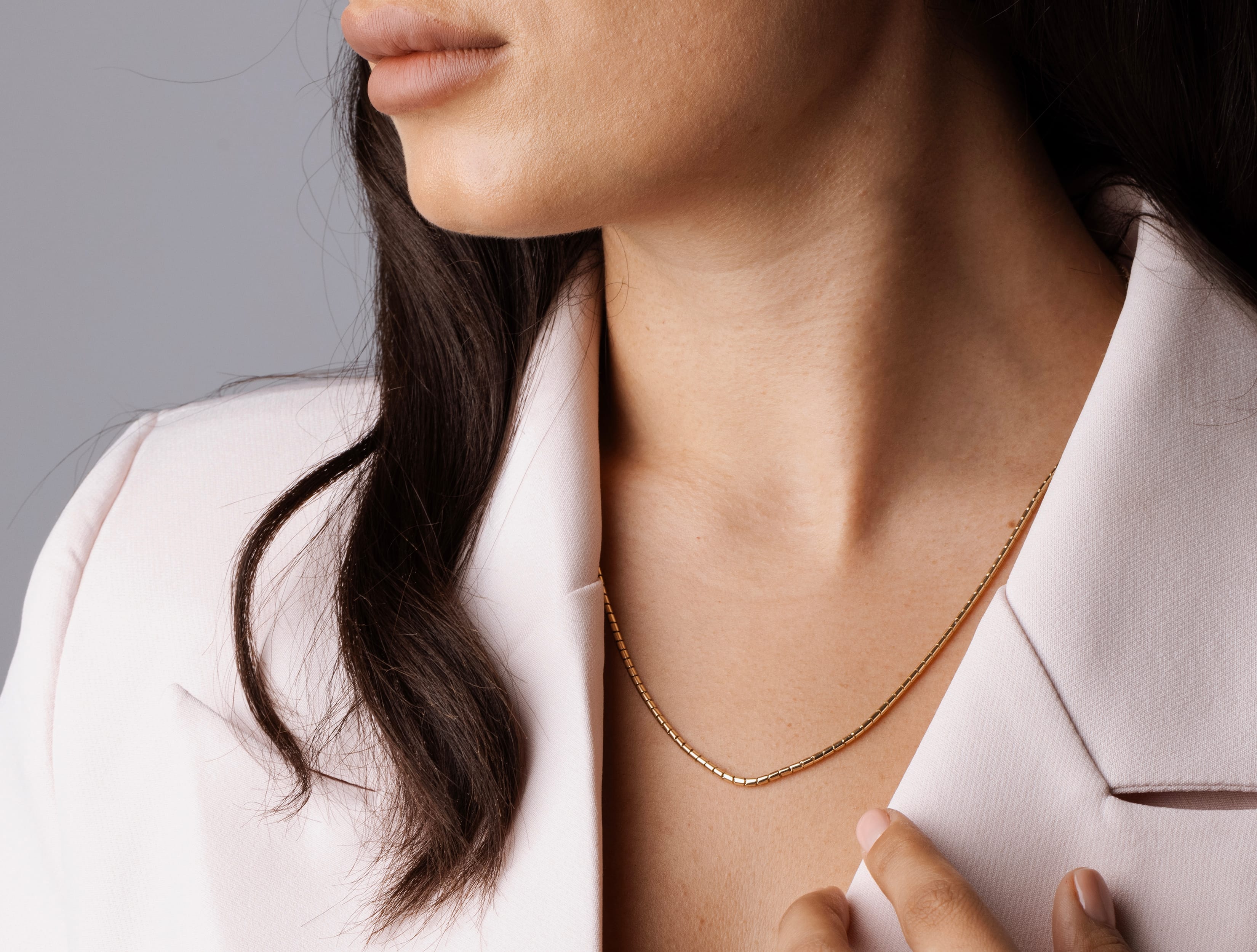 Altın Unisex Silindir Dorica Zincir Kolye