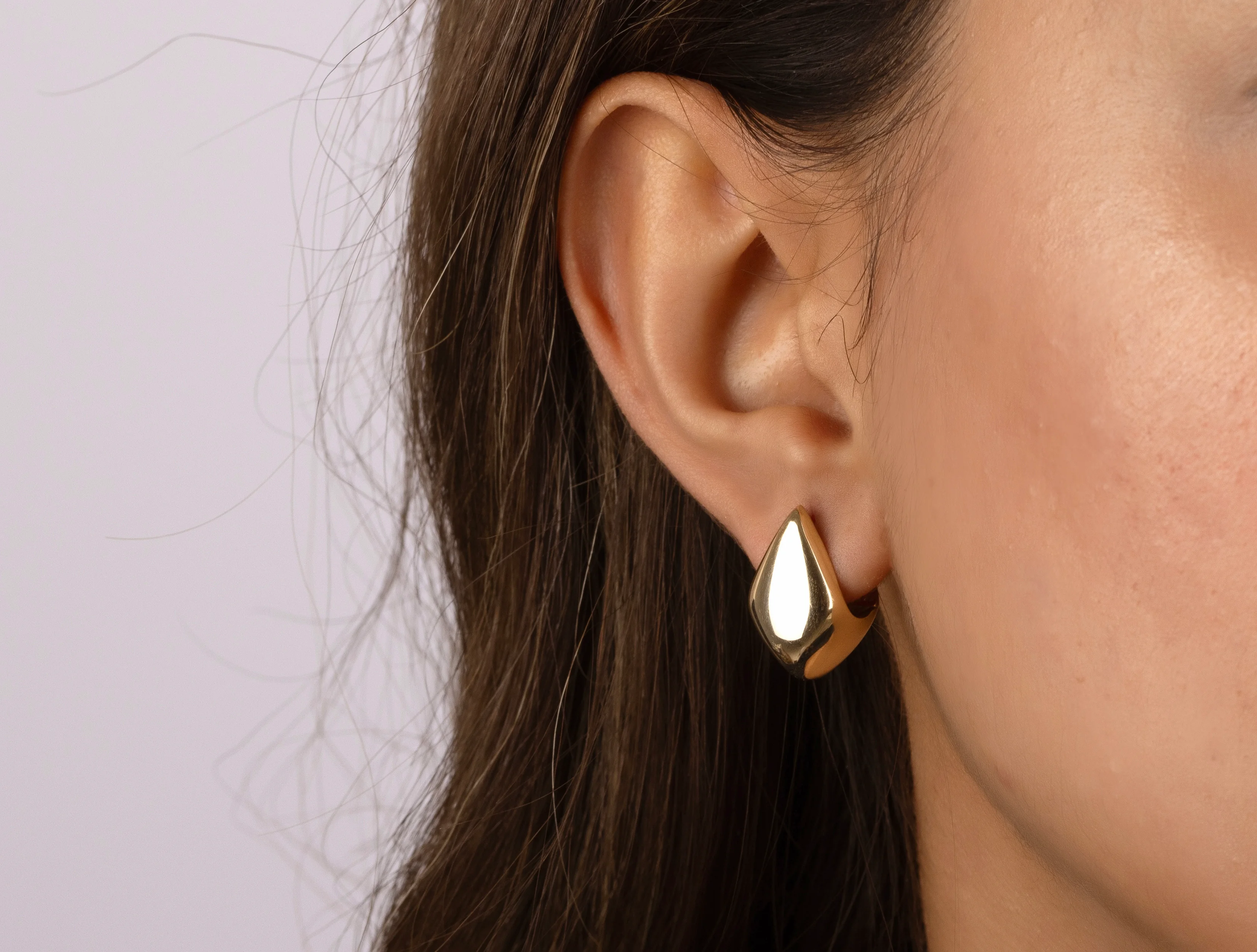 Altın Bombe Geometrik Küpe