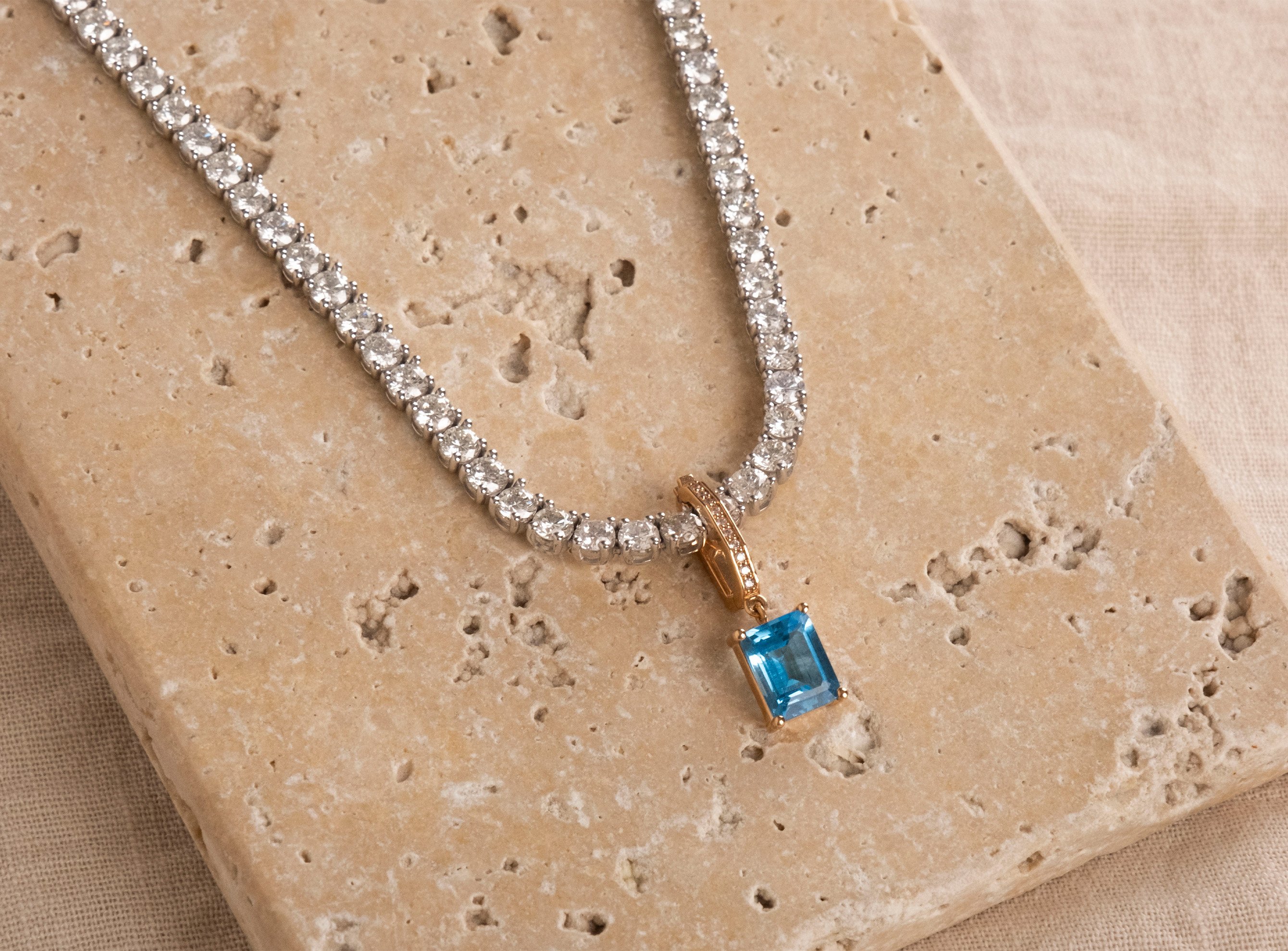 S'CHARM Blue Topaz Pırlantalı Charm