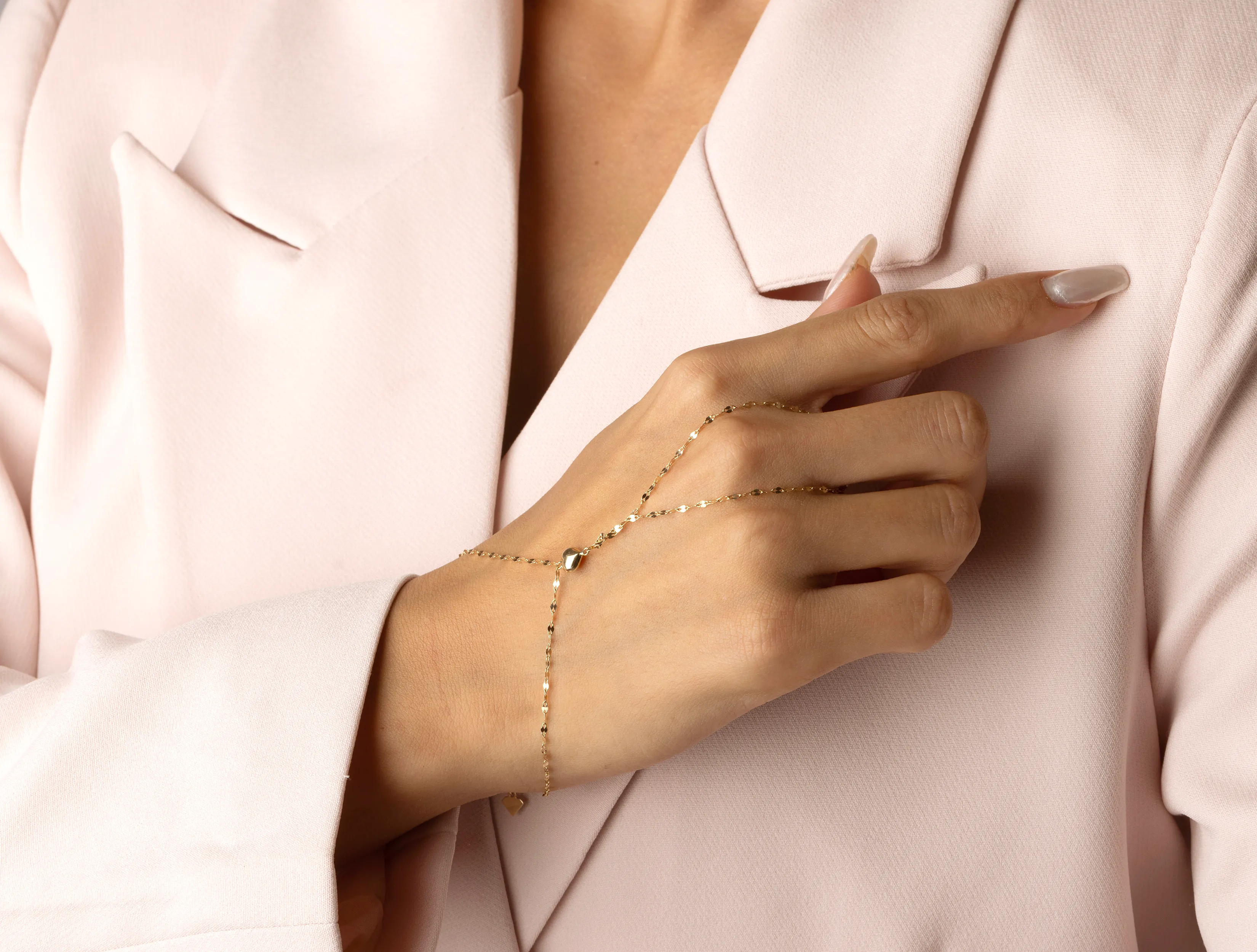 Lovely Altın Işıltılı Zincir Kalp Şahmeran