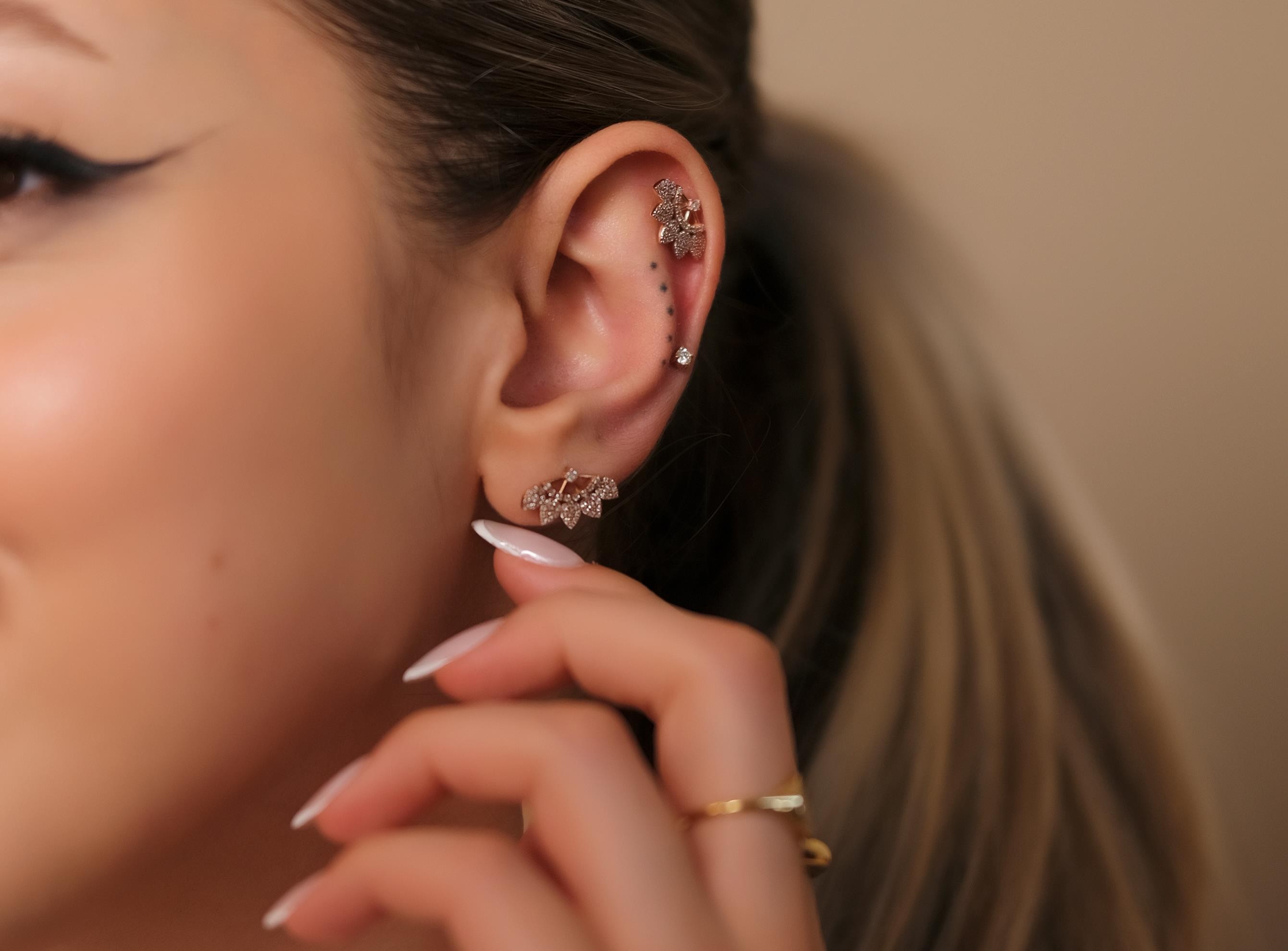 Opiac 0,20ct Pırlanta Tasarım Piercing-Tragus