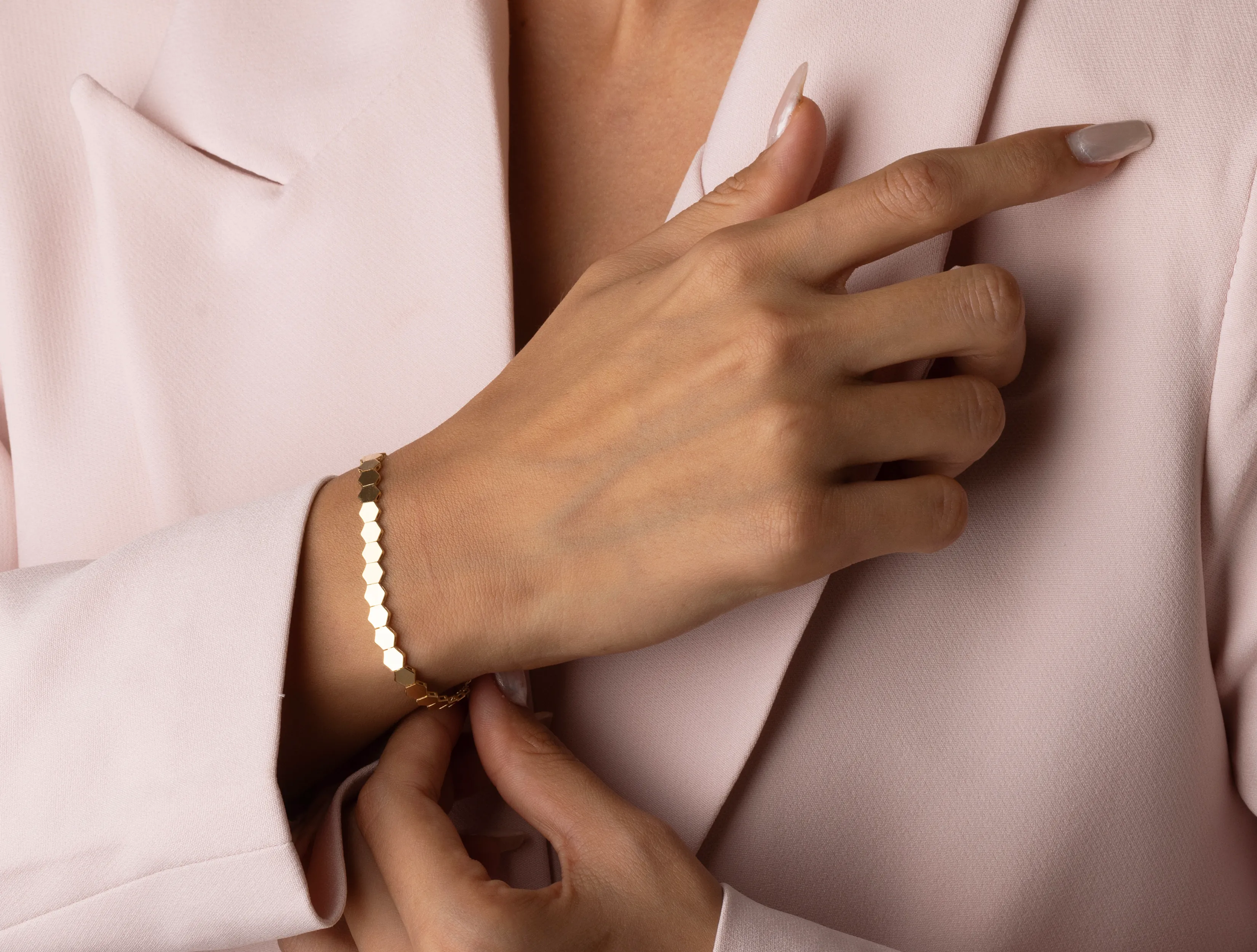 Altın Petek Model Bileklik