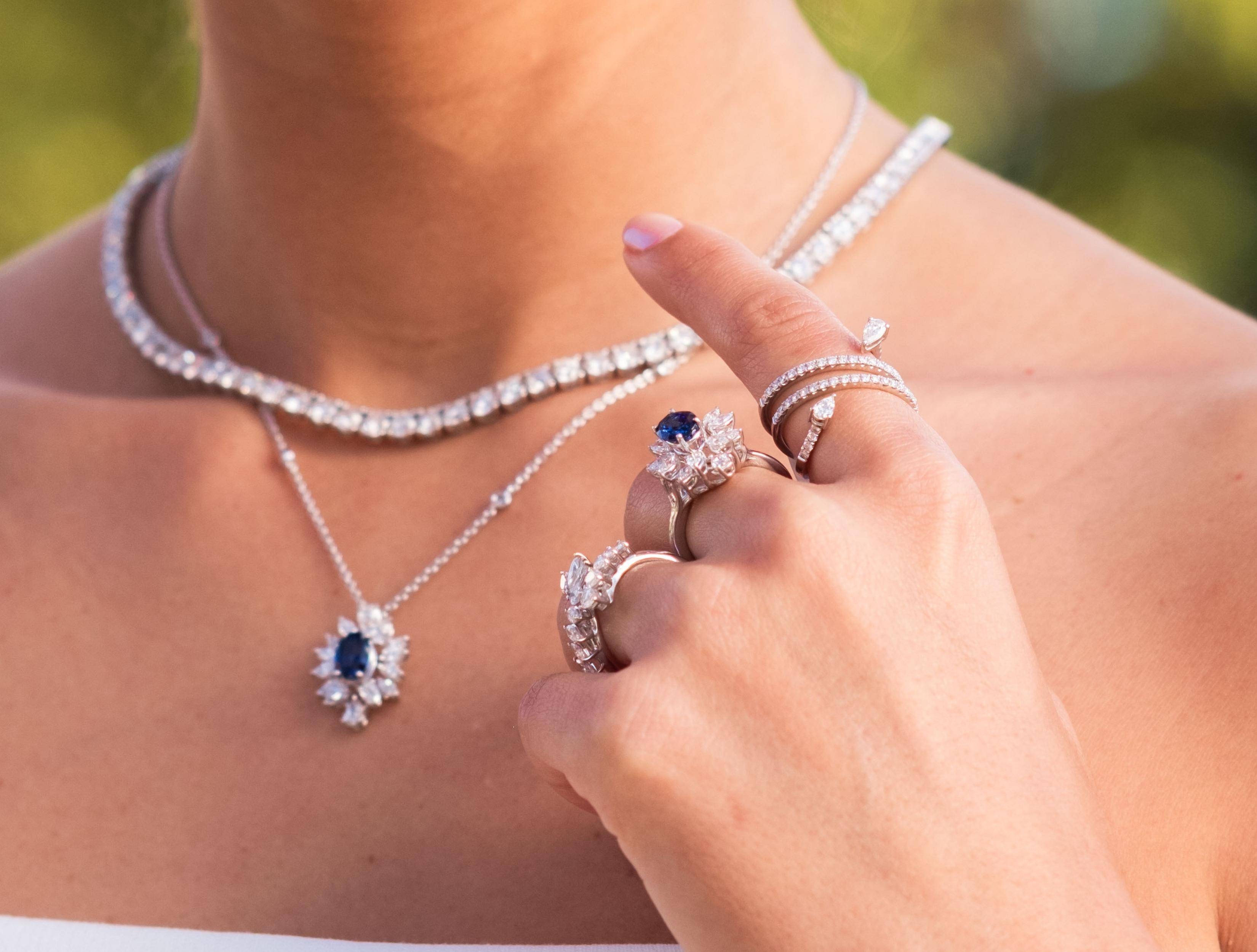 LUXURY COLLECTİON 1,68CT Pırlantalı Safir Kolye