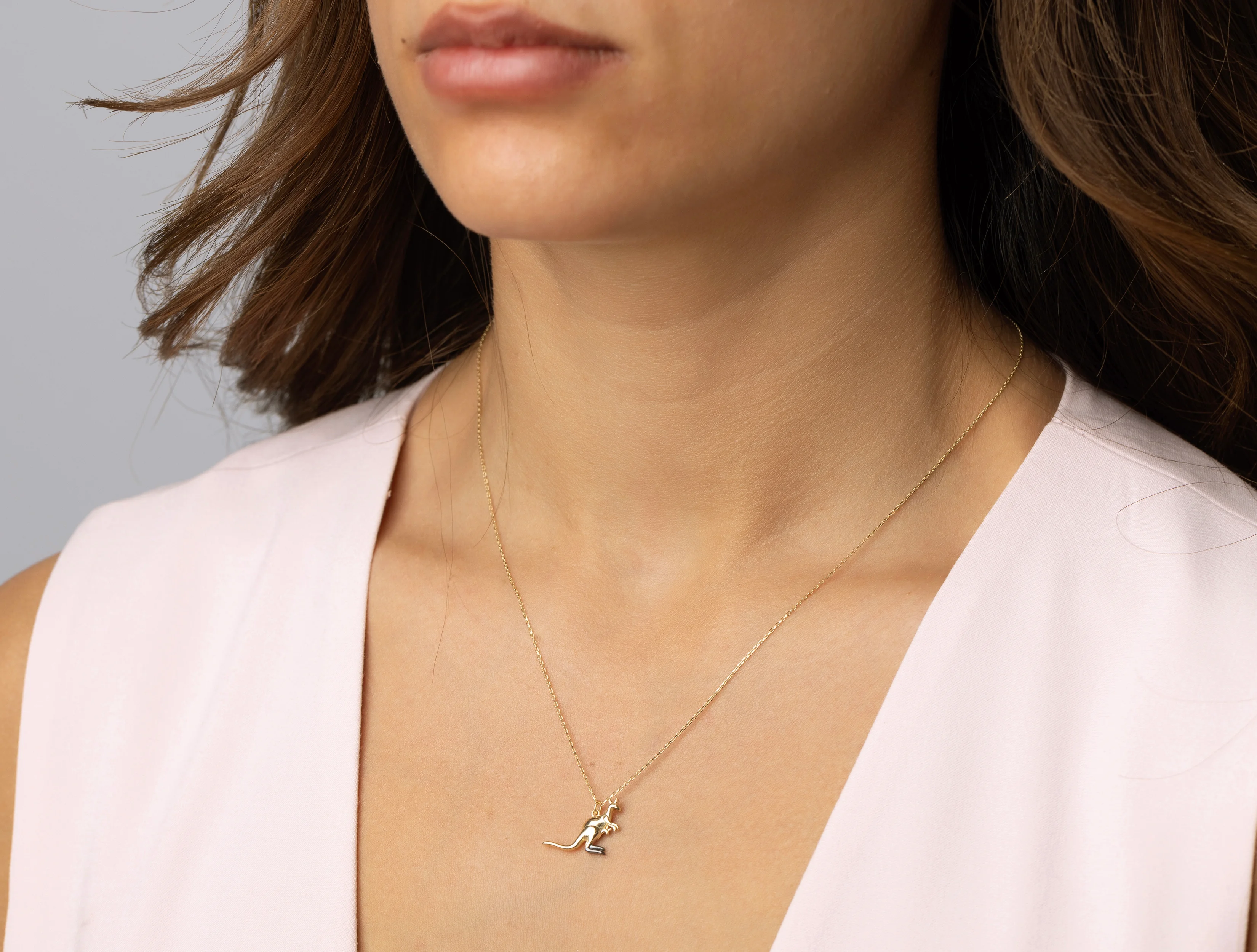 Noachus Altın Kanguru Kolye