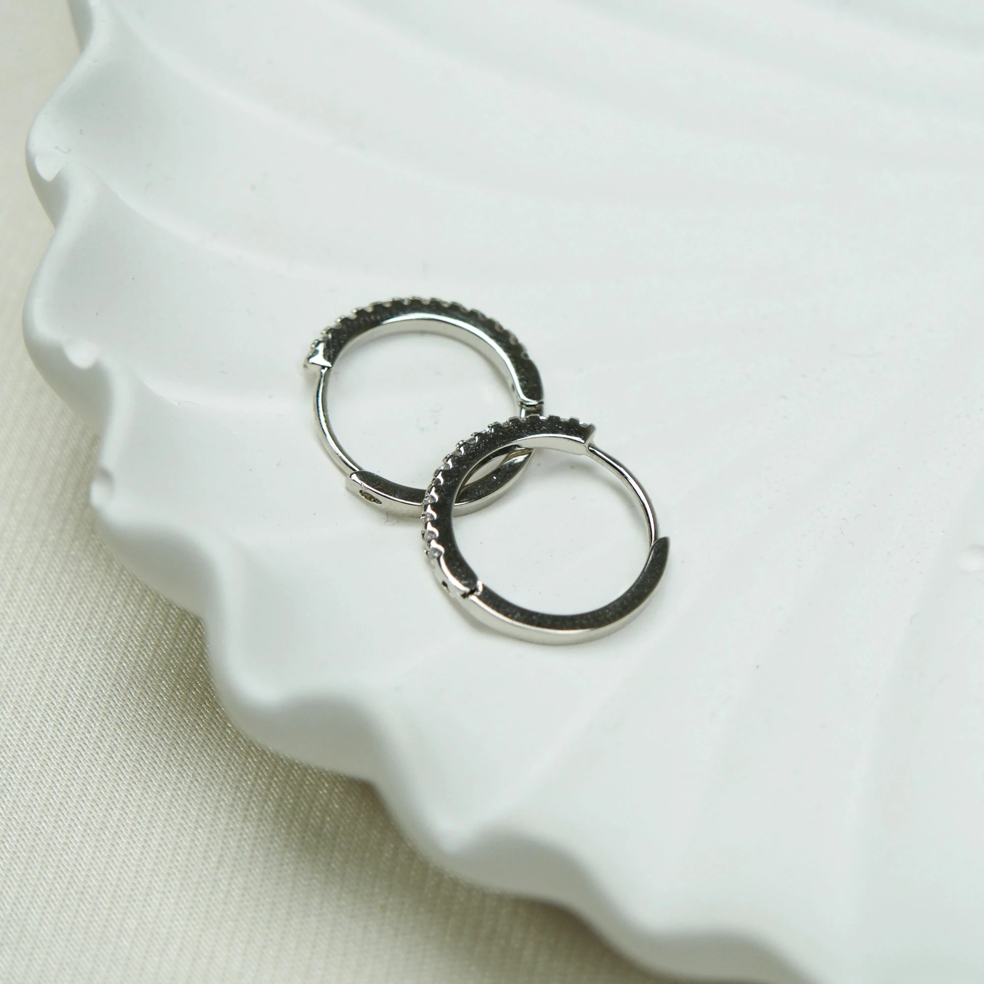 ALTIN KAPLAMA SOFYA KÜPE