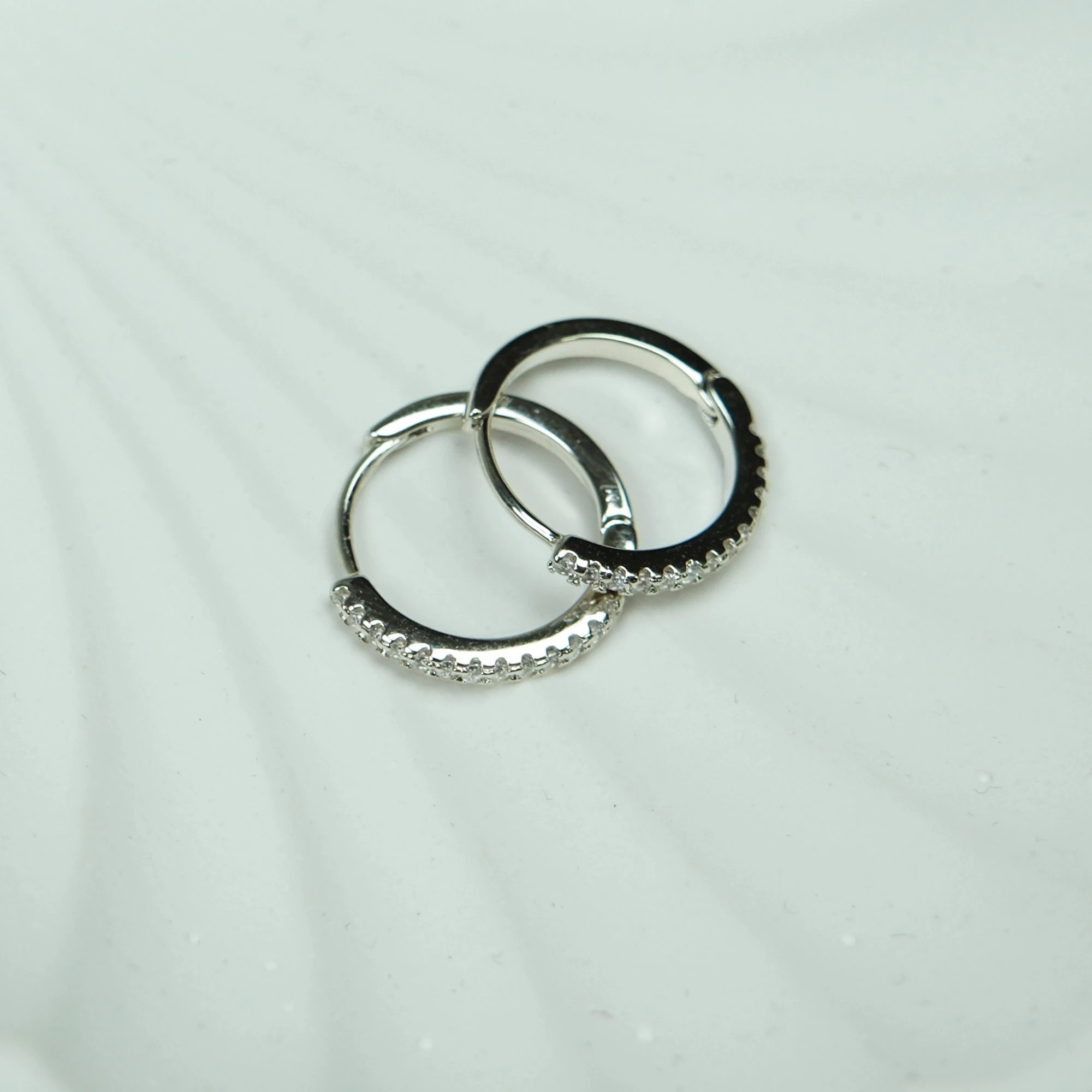 ALTIN KAPLAMA SOFYA KÜPE