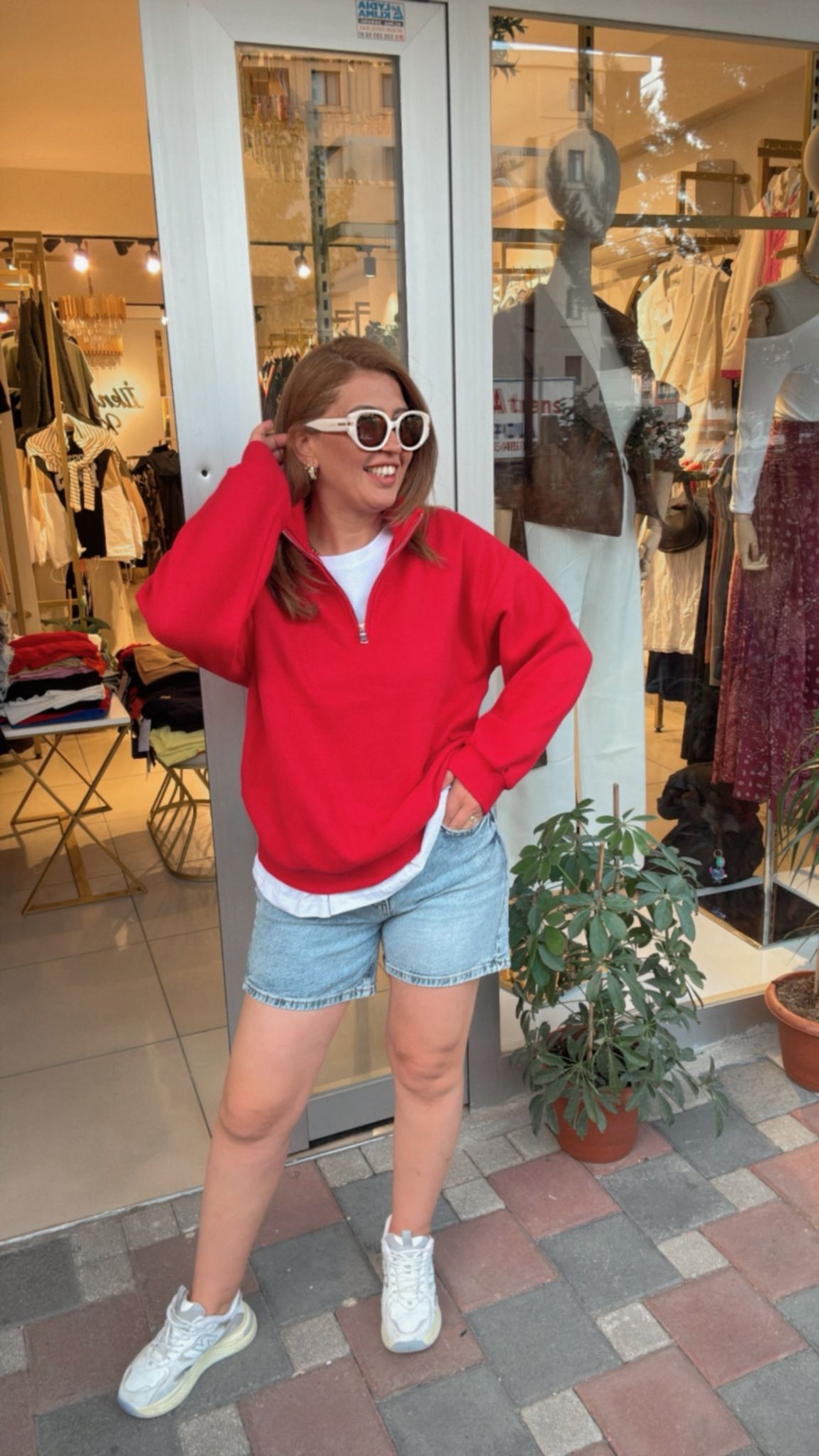 Fermuarlı Rahat Sweatshirt