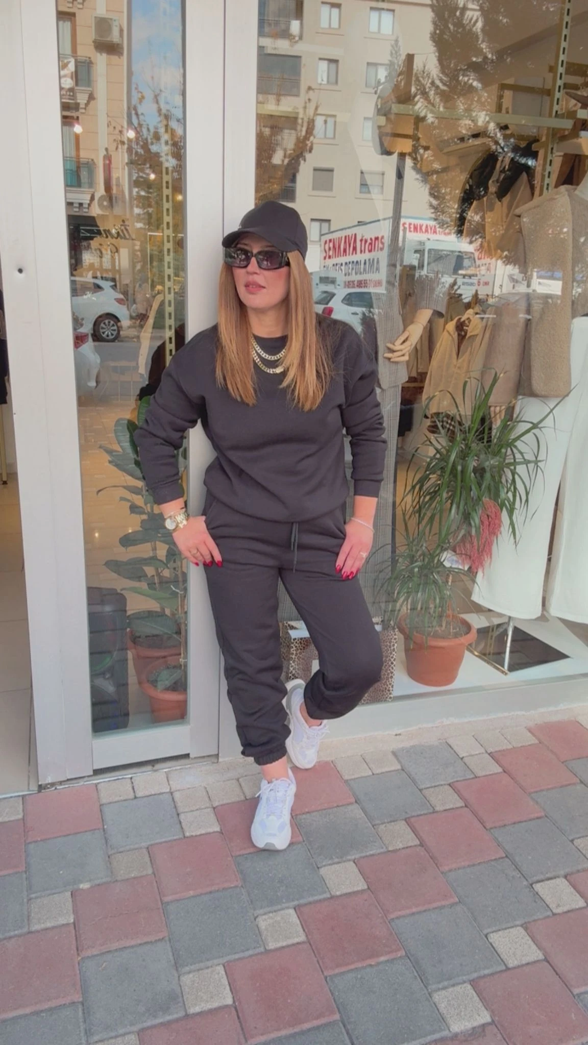 Şardonlu Düz Takım - Siyah