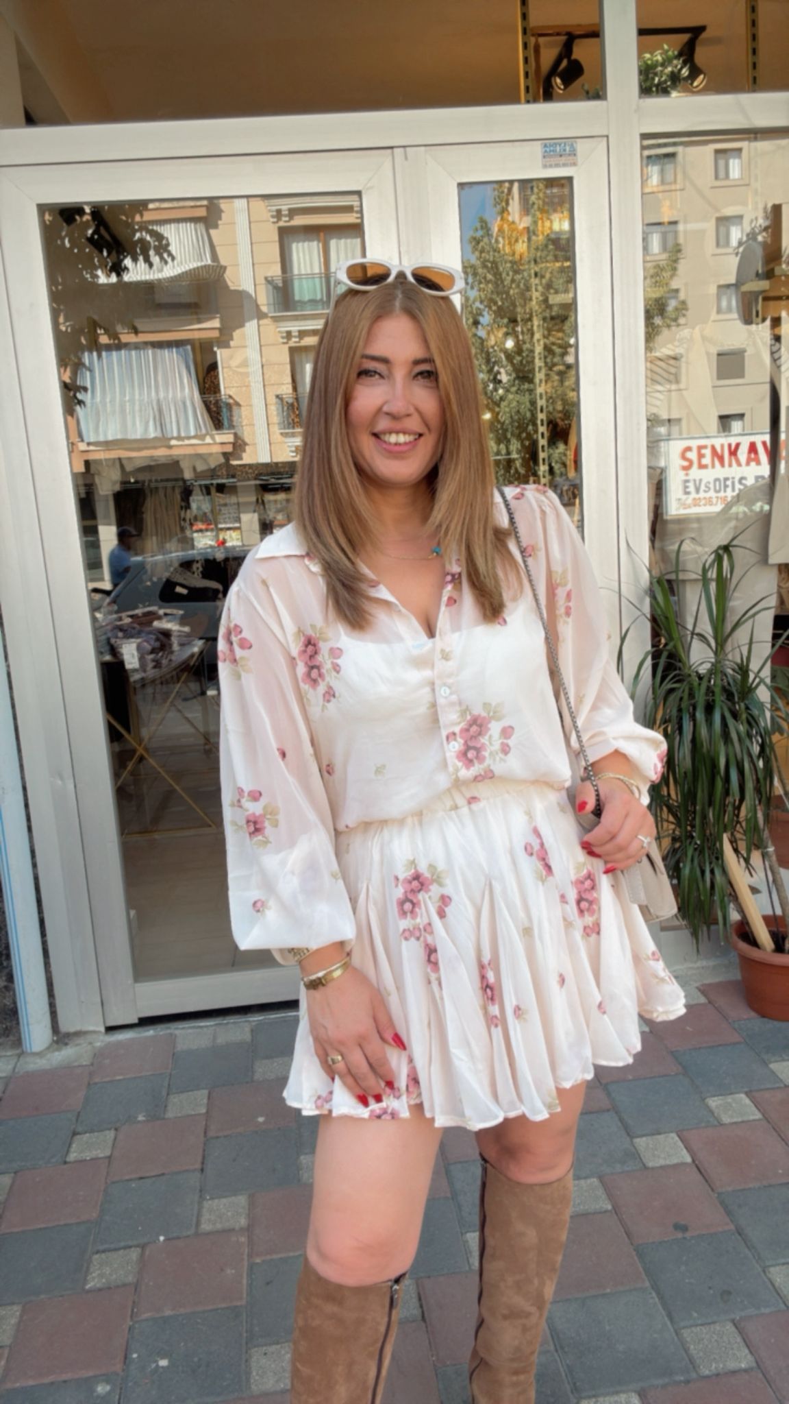 Çiçek Desenli Etek Takım