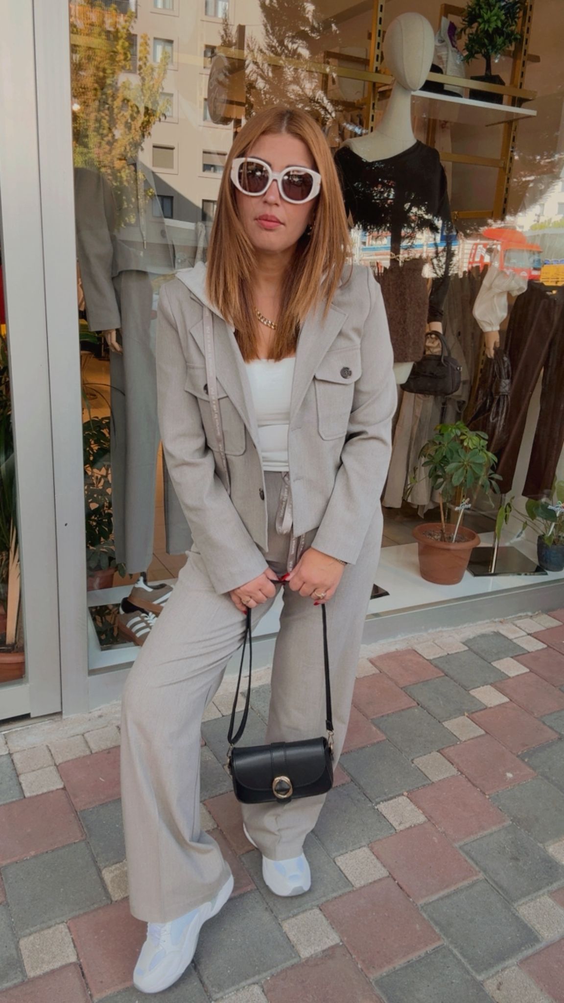 Kapüşonlu Takım
