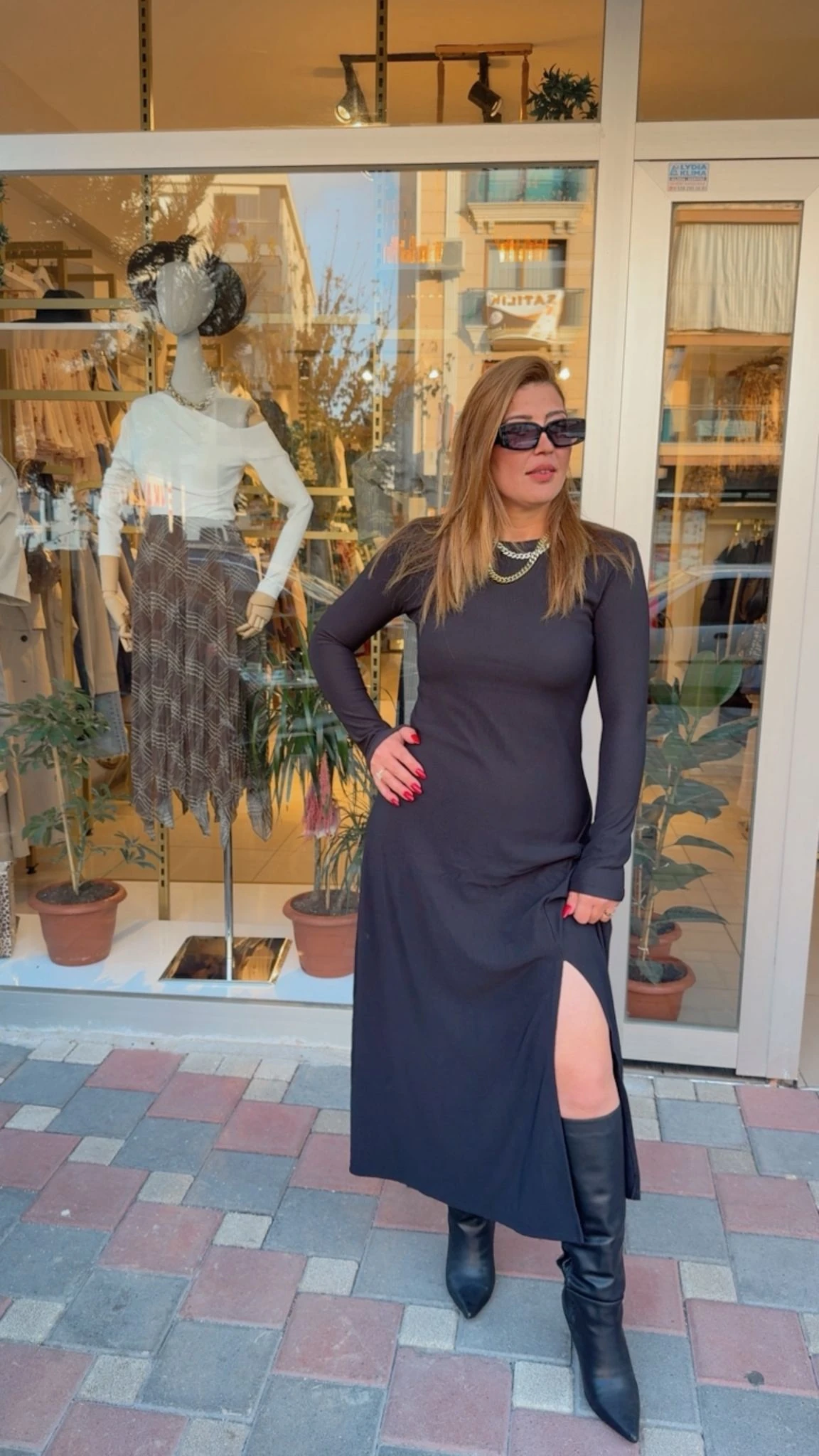 Yan Yırtmaçlı Triko Elbise