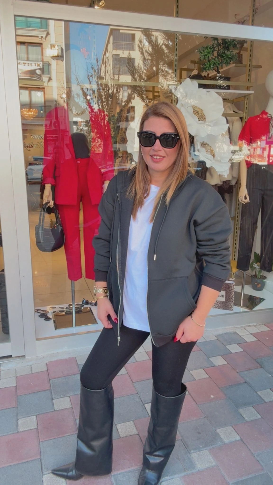 KANGURU CEPLİ KAPÜŞONLU CEKET