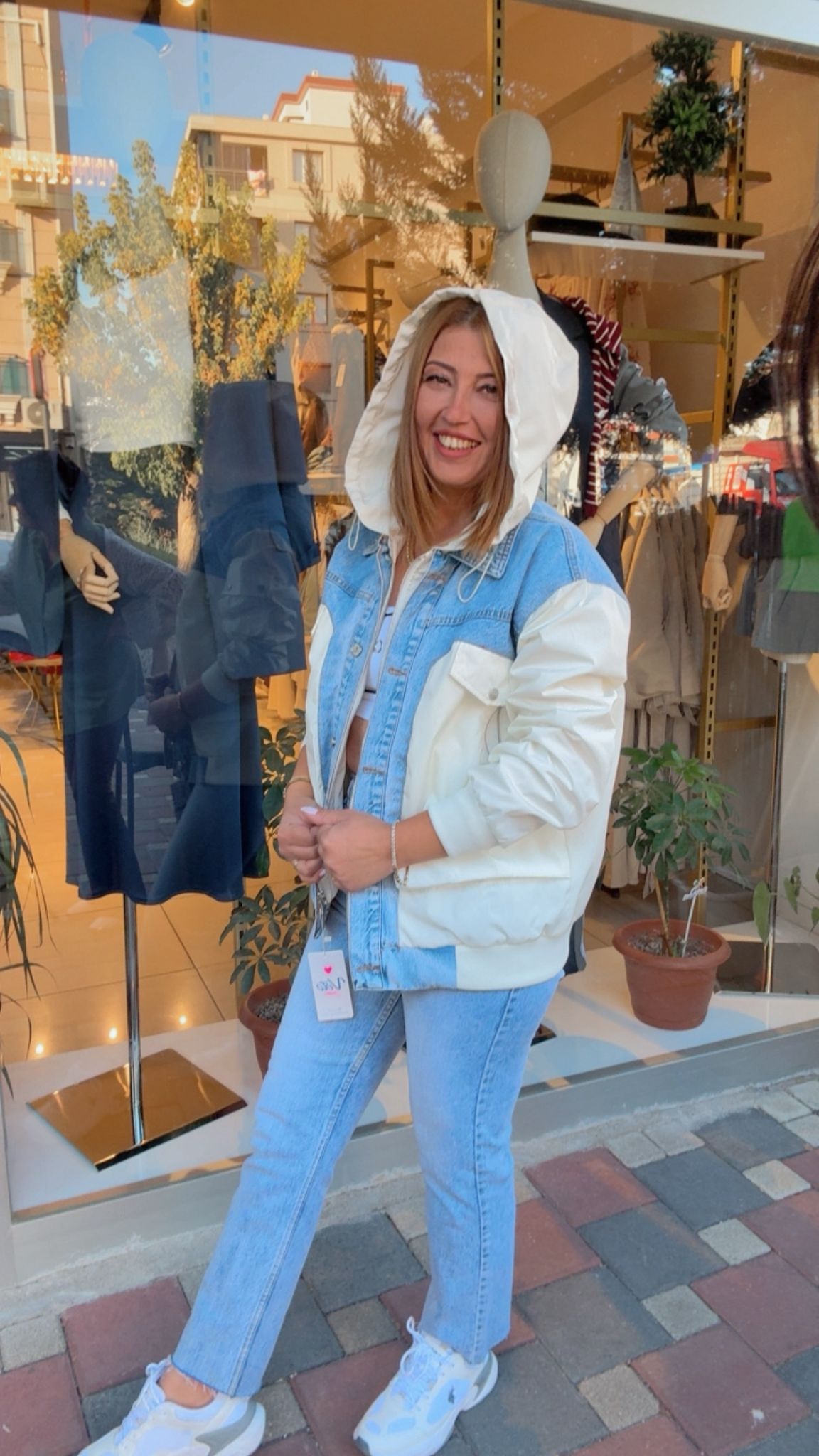 Jean Detaylı Yağmurluk