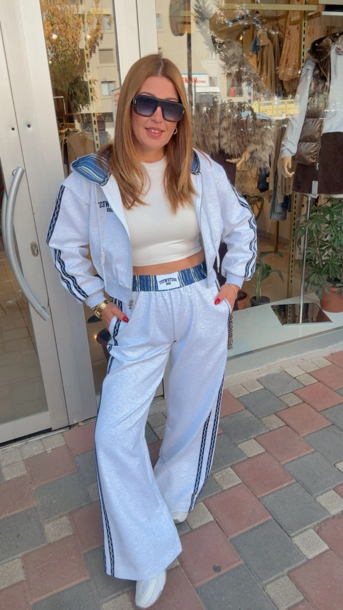 YANLARI ŞERİTLİ EŞOFMAN TAKIM - Gri