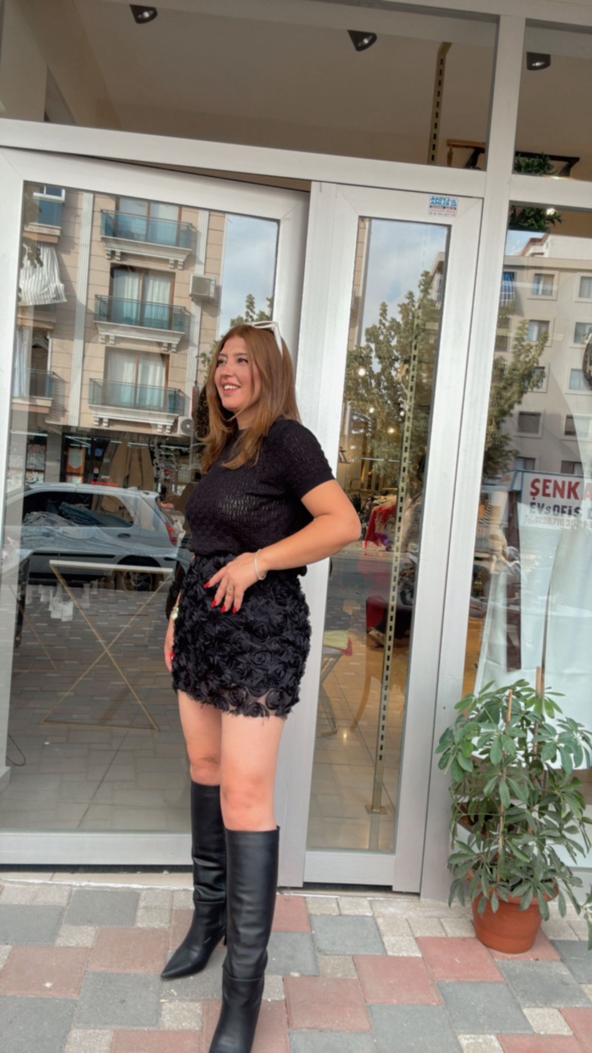 Güllü Mini Etek