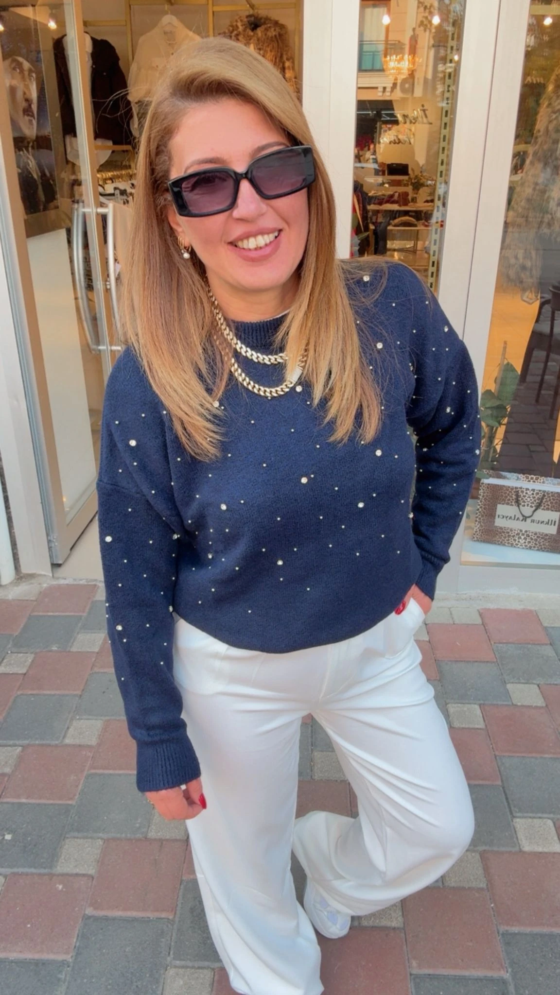 TAŞ İŞLEMELİ YUMOŞ KAZAK - Lacivert