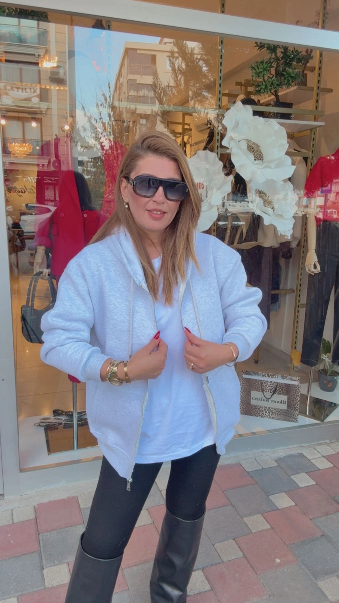 KANGURU CEPLİ KAPÜŞONLU CEKET