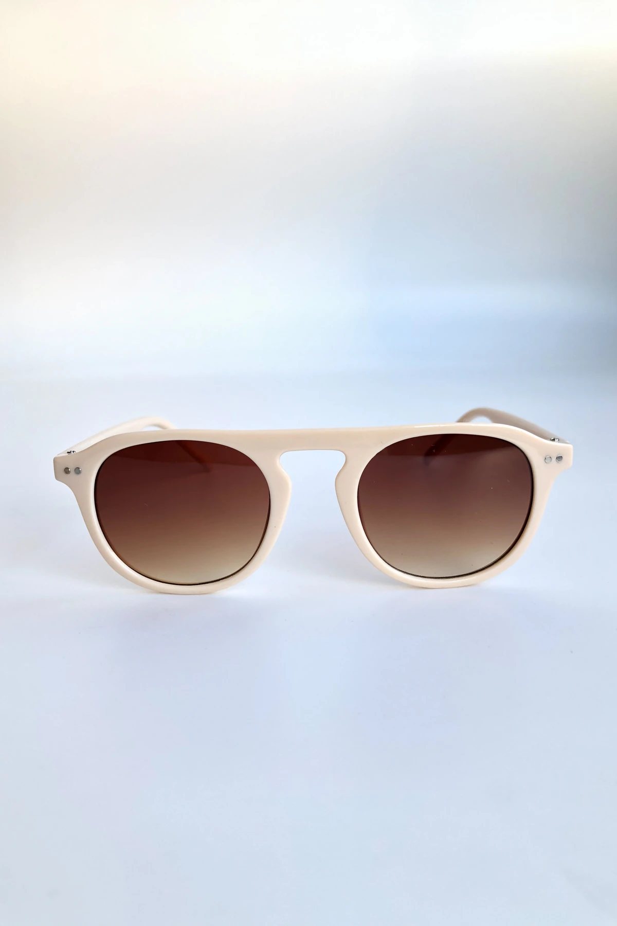 Mona Güneş Gözlüğü - krem