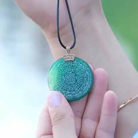 Yuvarlak Sır-ı Akik Yeşil Doğal Taş Kolye (İsmi Azam ve Sırlı Dualar Yazılı) yakından