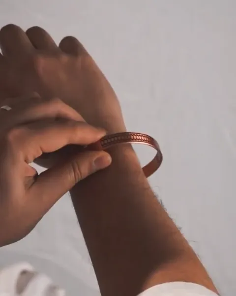 Medusa İşlemeli Bakır Bilezik (Zeolit Taşı)