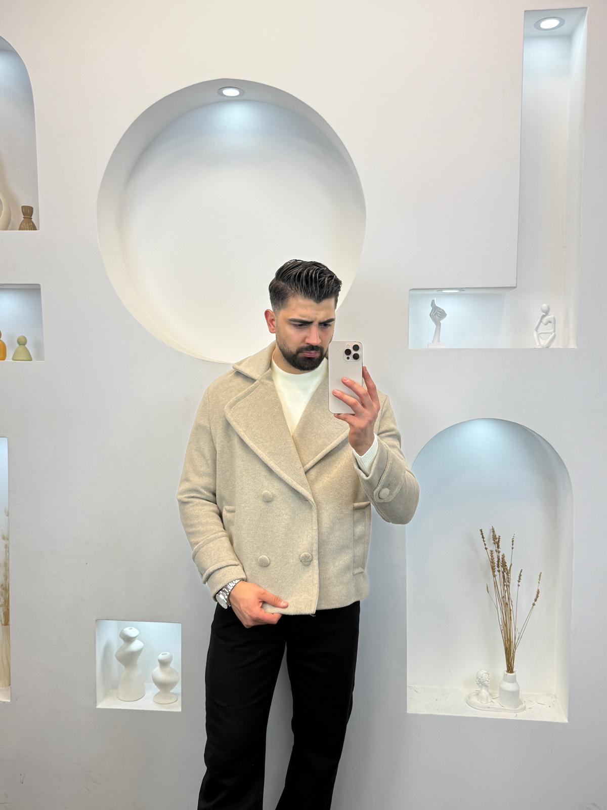 Crop Fit Kaşe Ceket