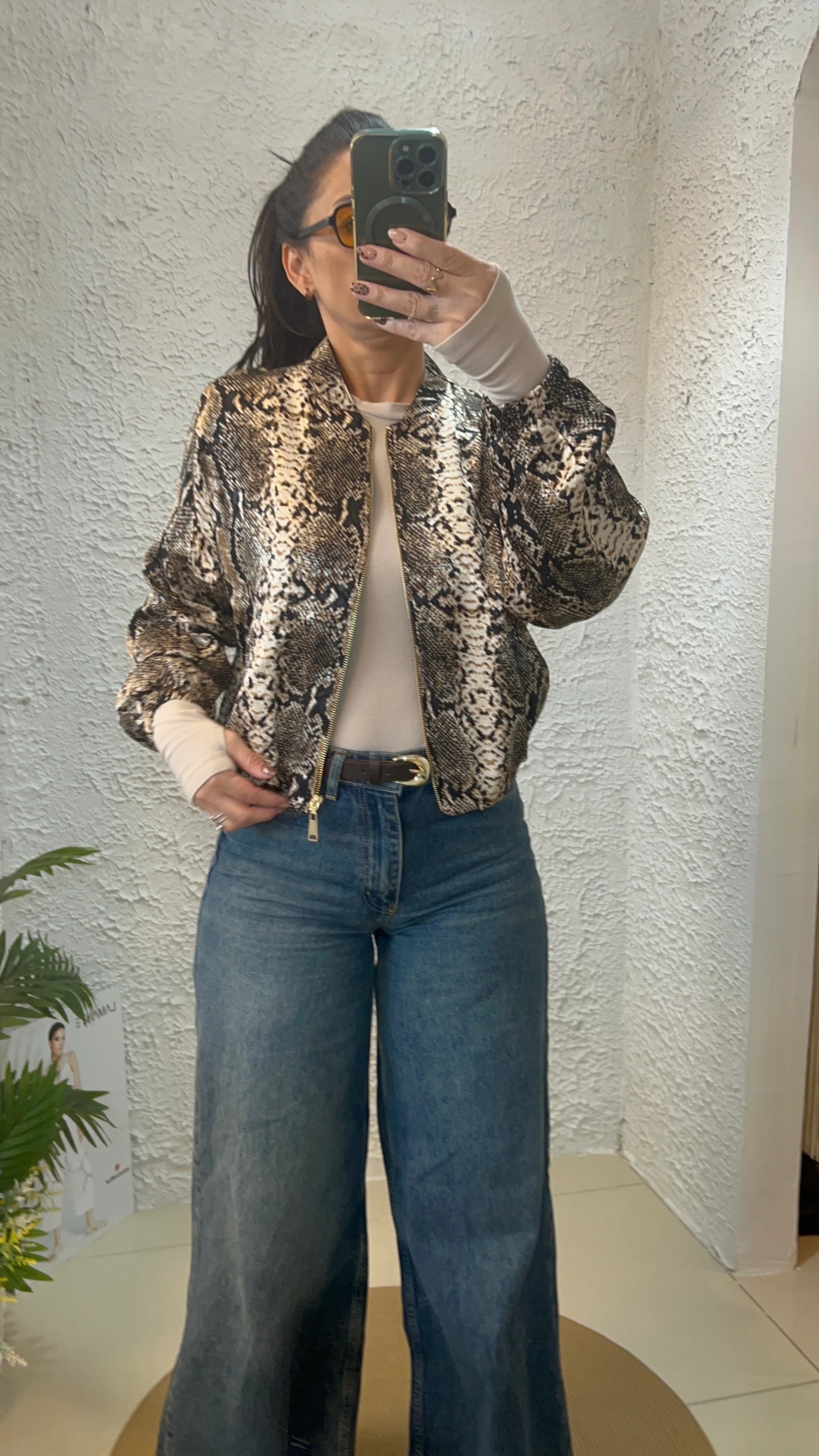 Parlak Yılan Desenli Bomber Ceket