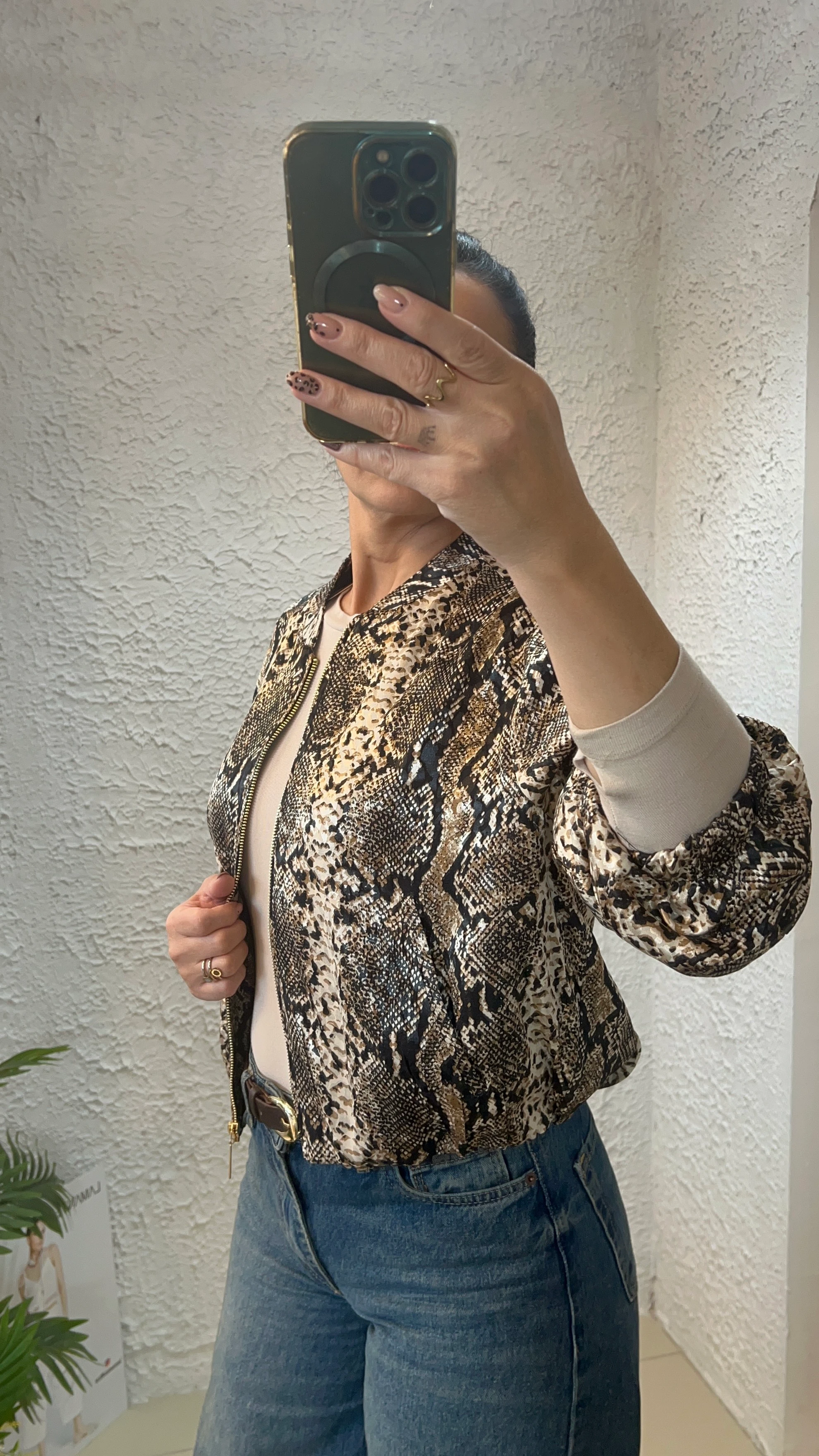 Parlak Yılan Desenli Bomber Ceket