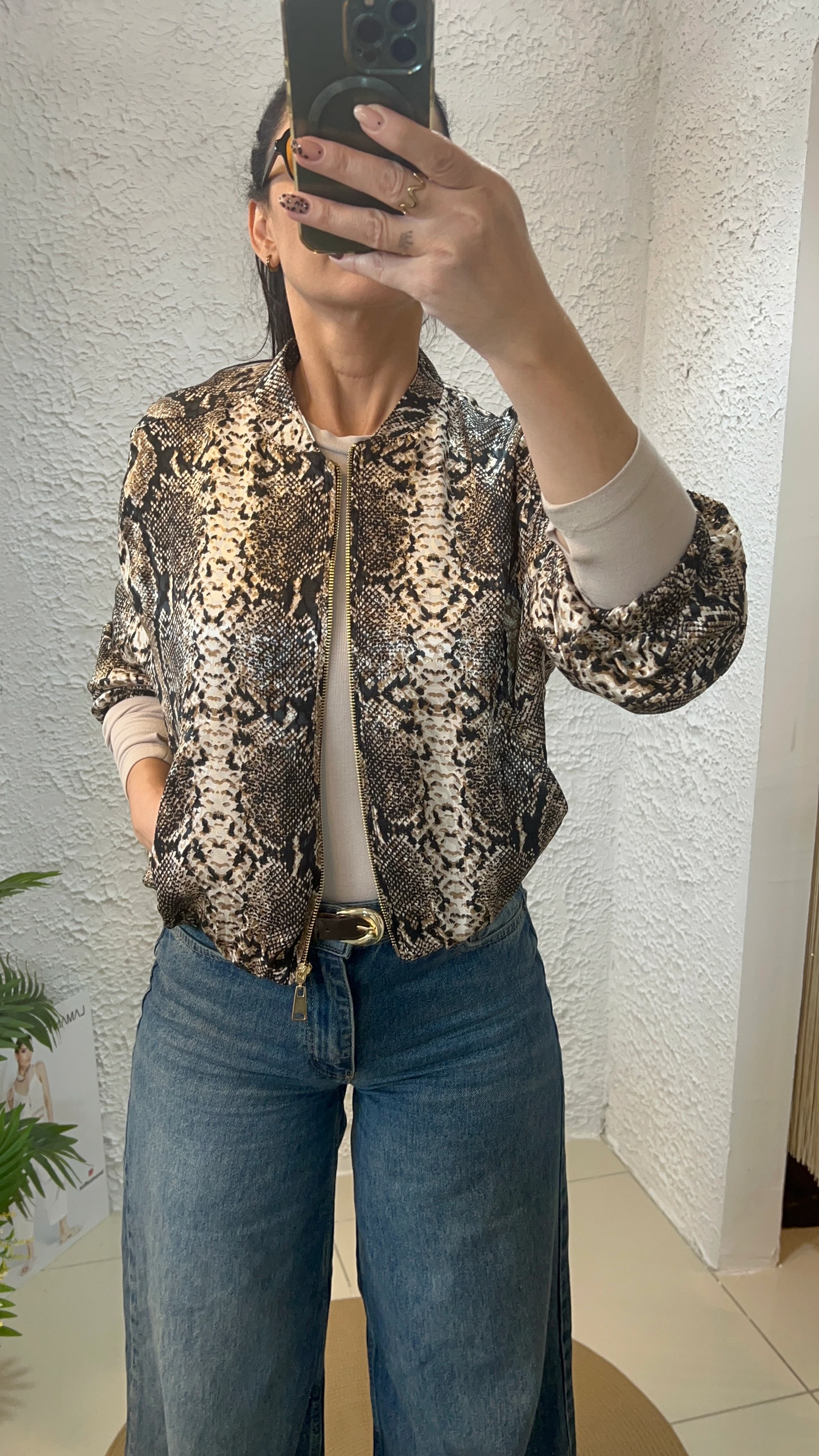 Parlak Yılan Desenli Bomber Ceket