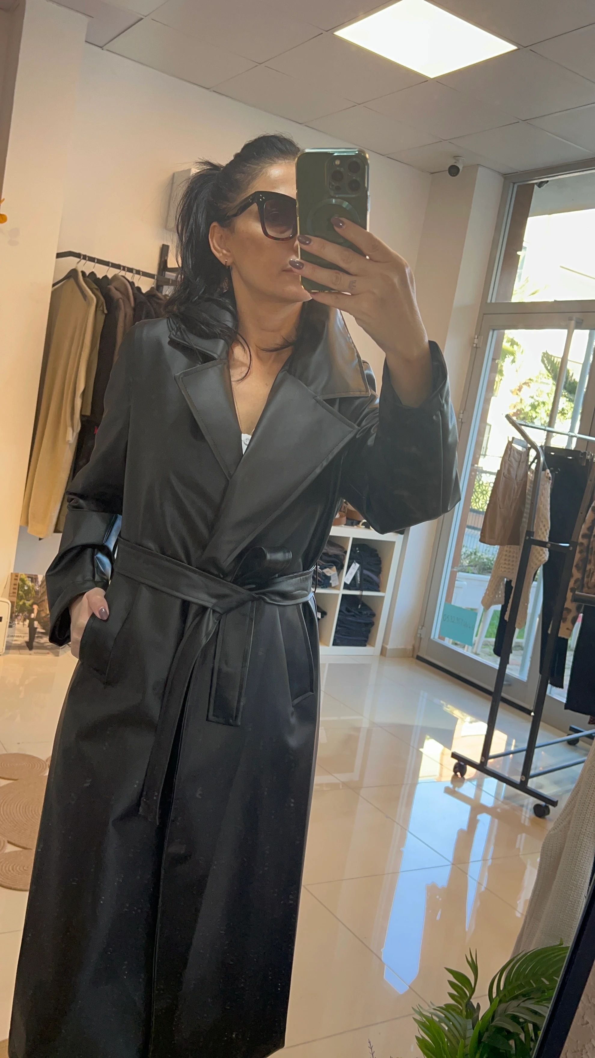 SİYAH DERİ UZUN TRENÇKOT